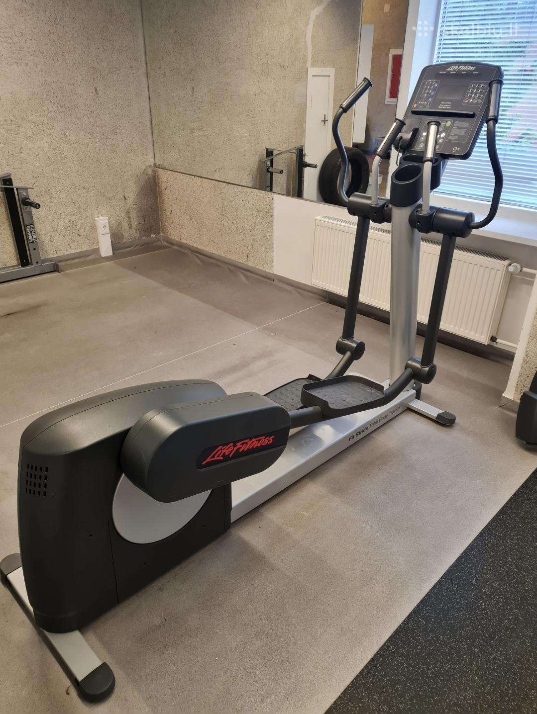 Life Fitness 95 Xi elipsinis treniruoklis