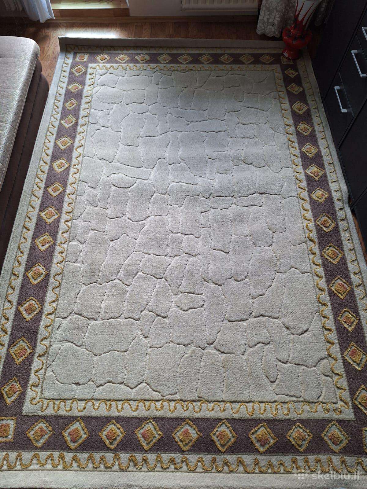 Puikios būklės Egiptietiškas kilimas 200cm x 285cm