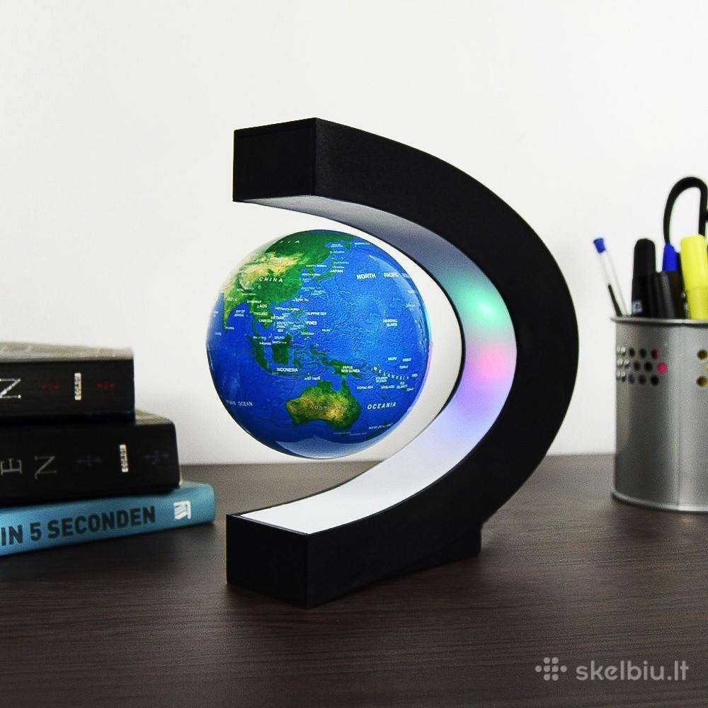 Gaublys „Levitating Earth C-shape