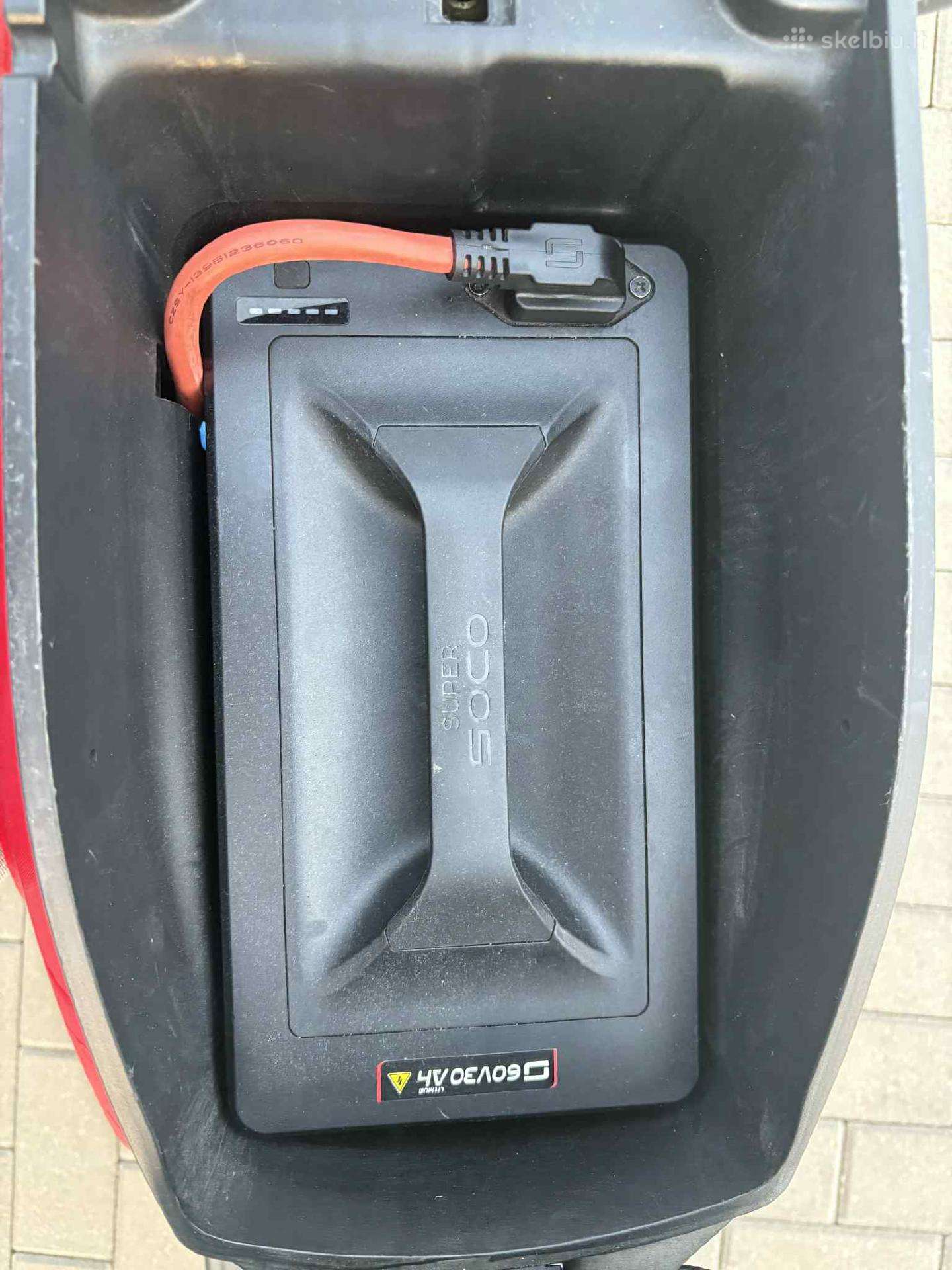 Super Soco/Vmoto CUx, scooters / mopeds
