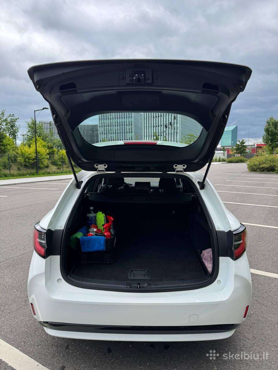 Toyota Corolla, Универсал