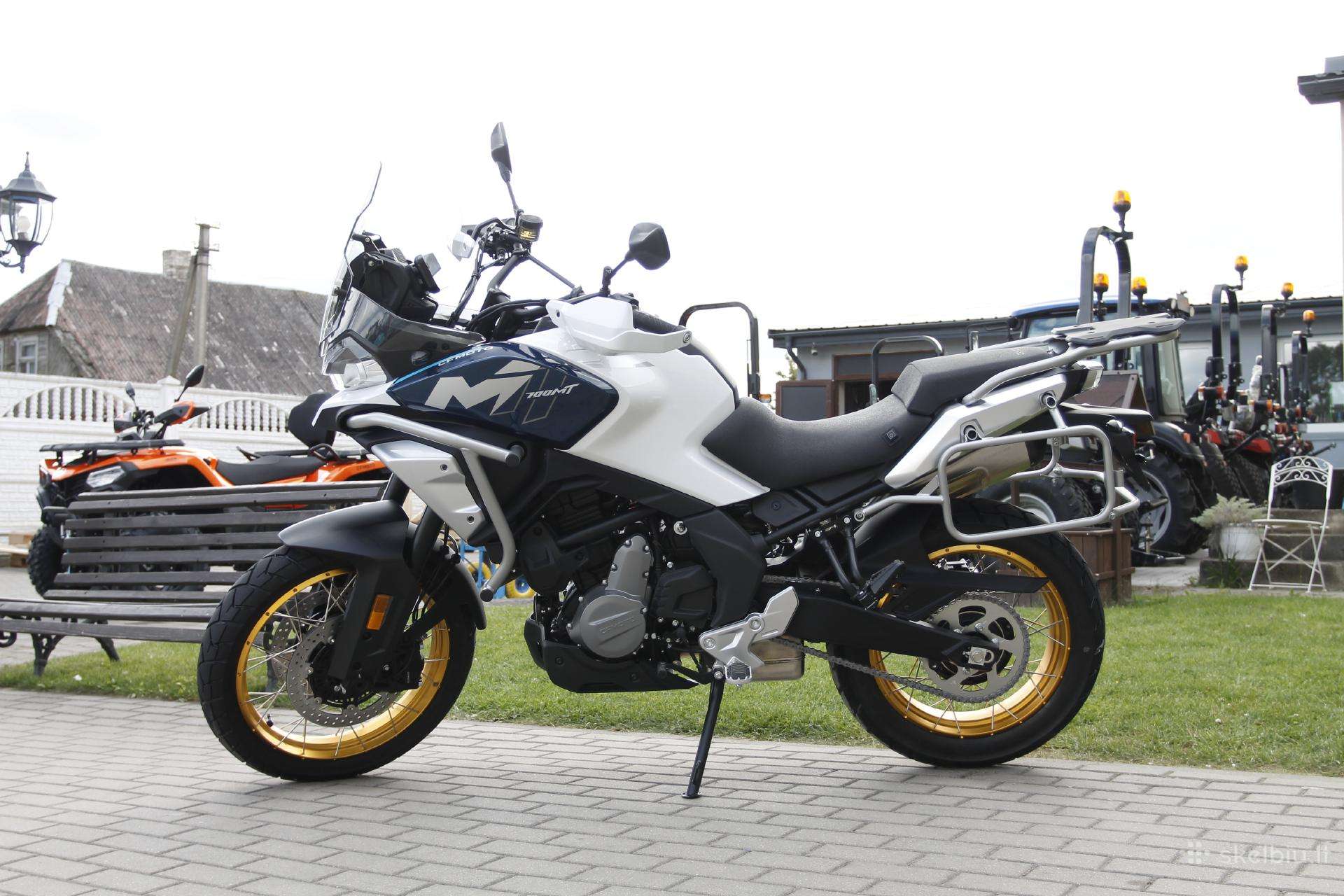 CFMOTO 700MT 693cc, touring / sport touring