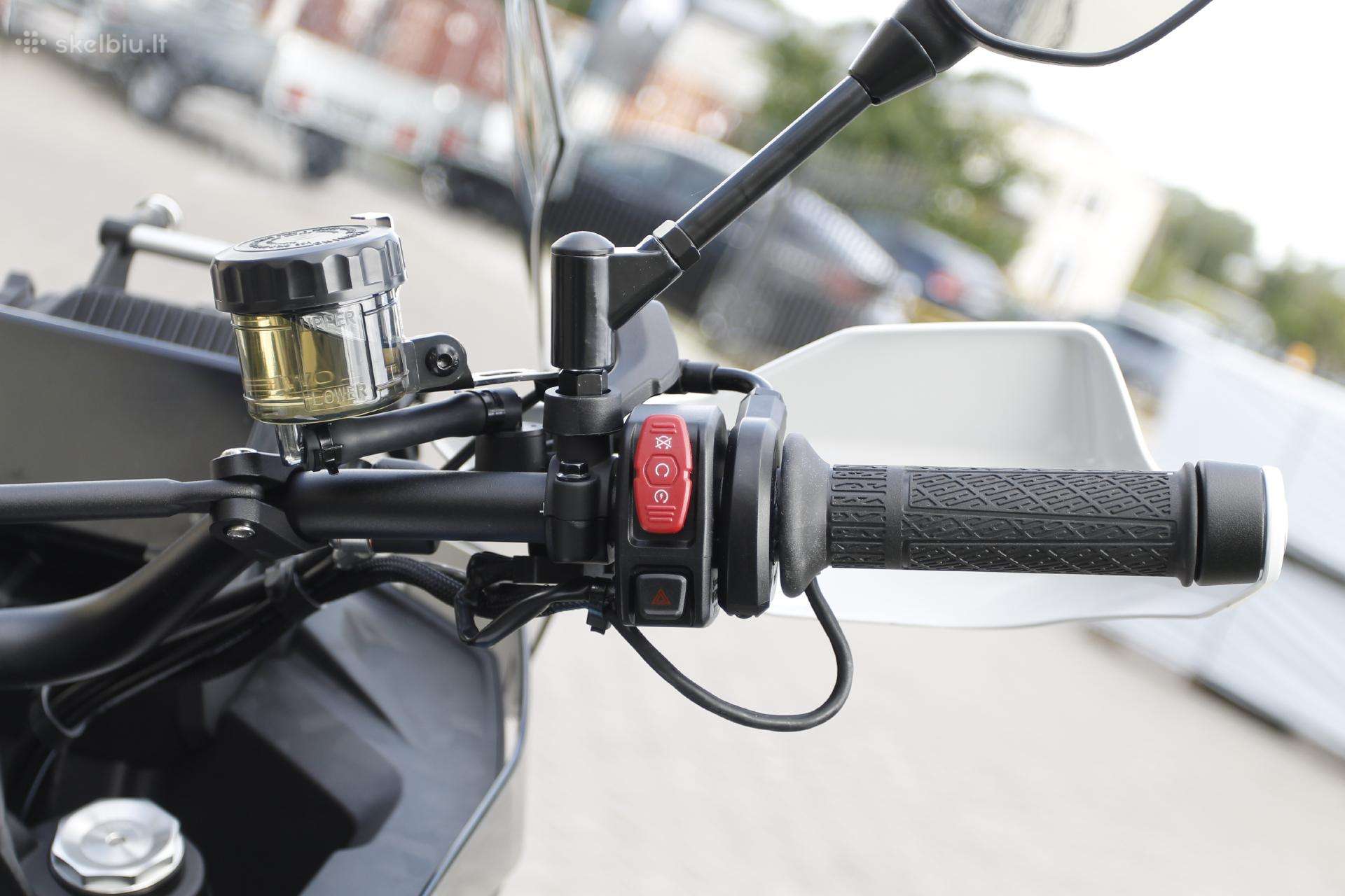 CFMOTO 700MT 693cc, touring / sport touring