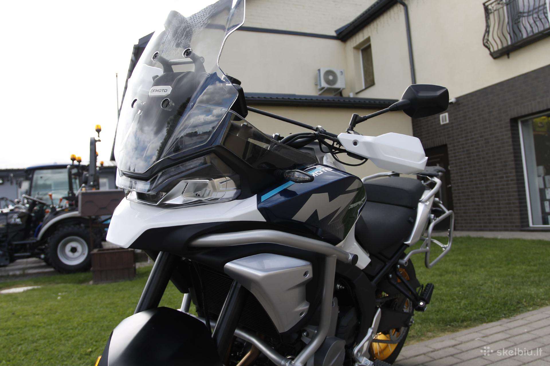 CFMOTO 700MT 693cc, touring / sport touring