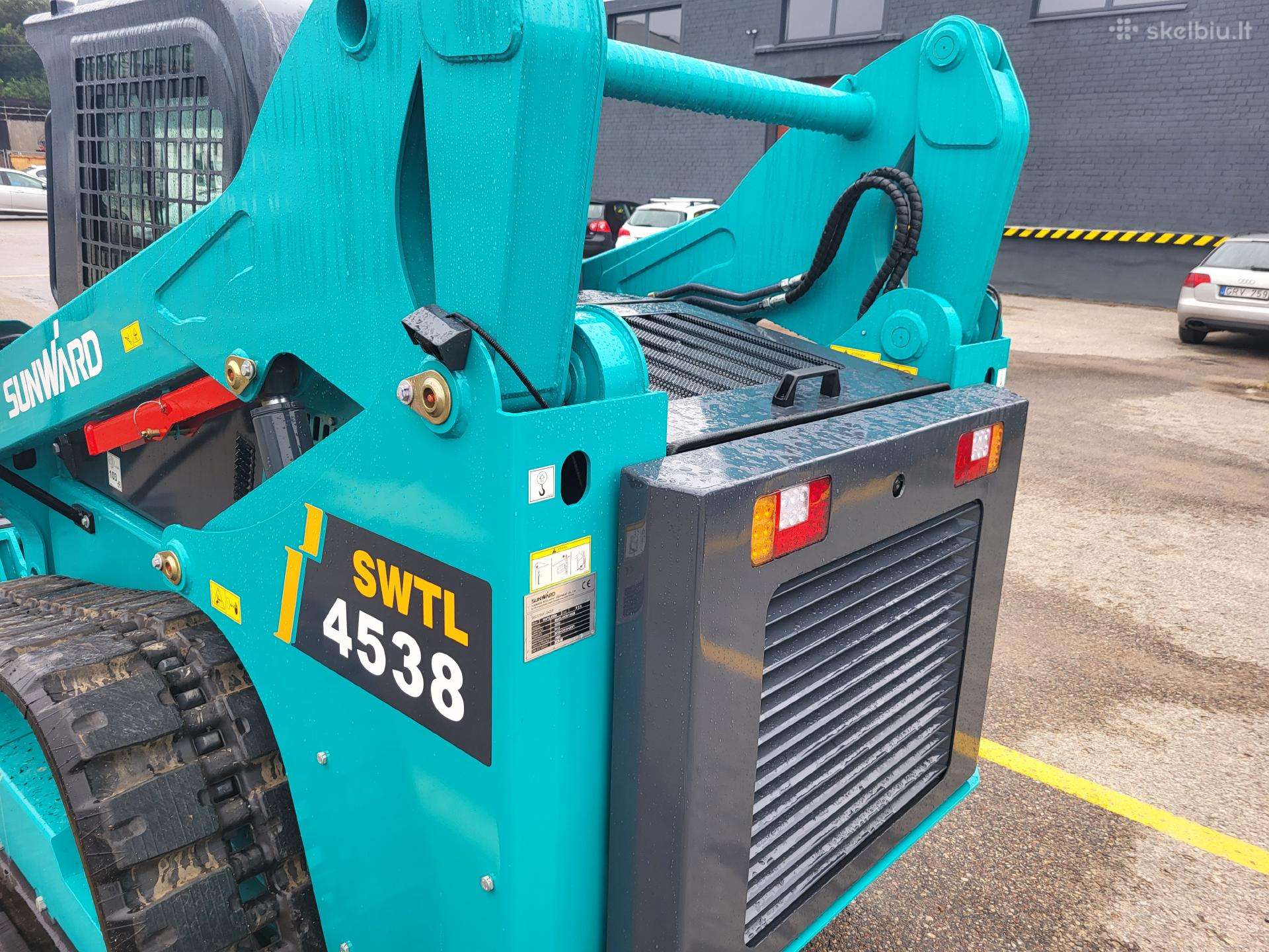 Sunward SWTL4538, mini loaders