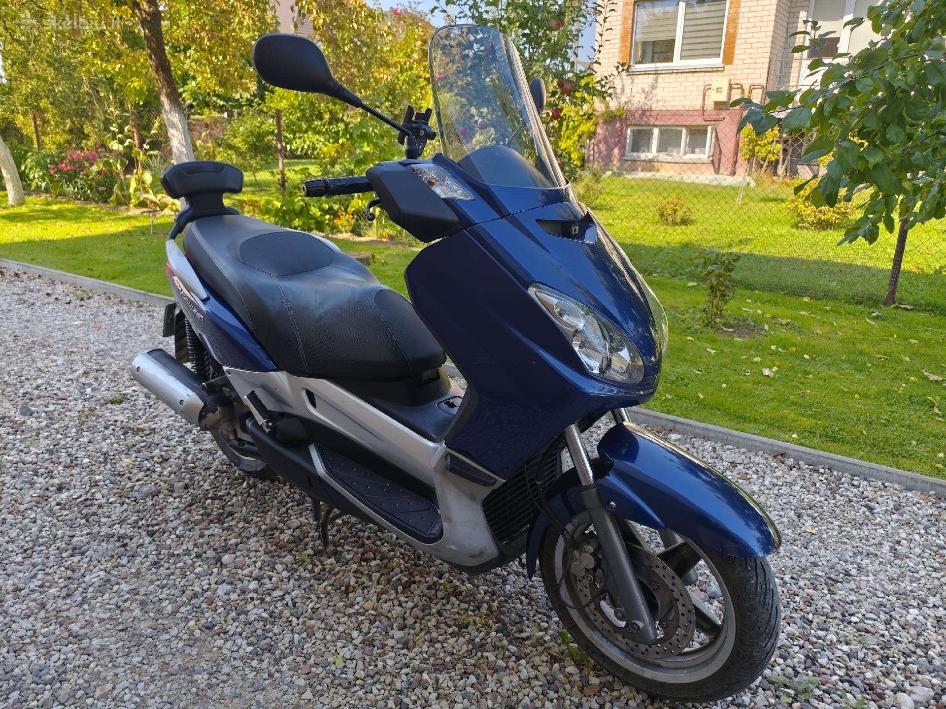 Parduodu motorolerį Yamaha X Max 125