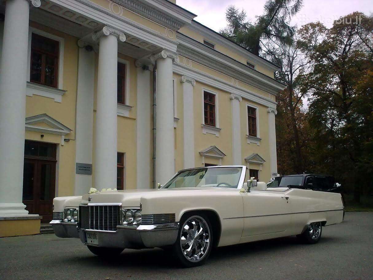 Cadillac DeVille, limousine