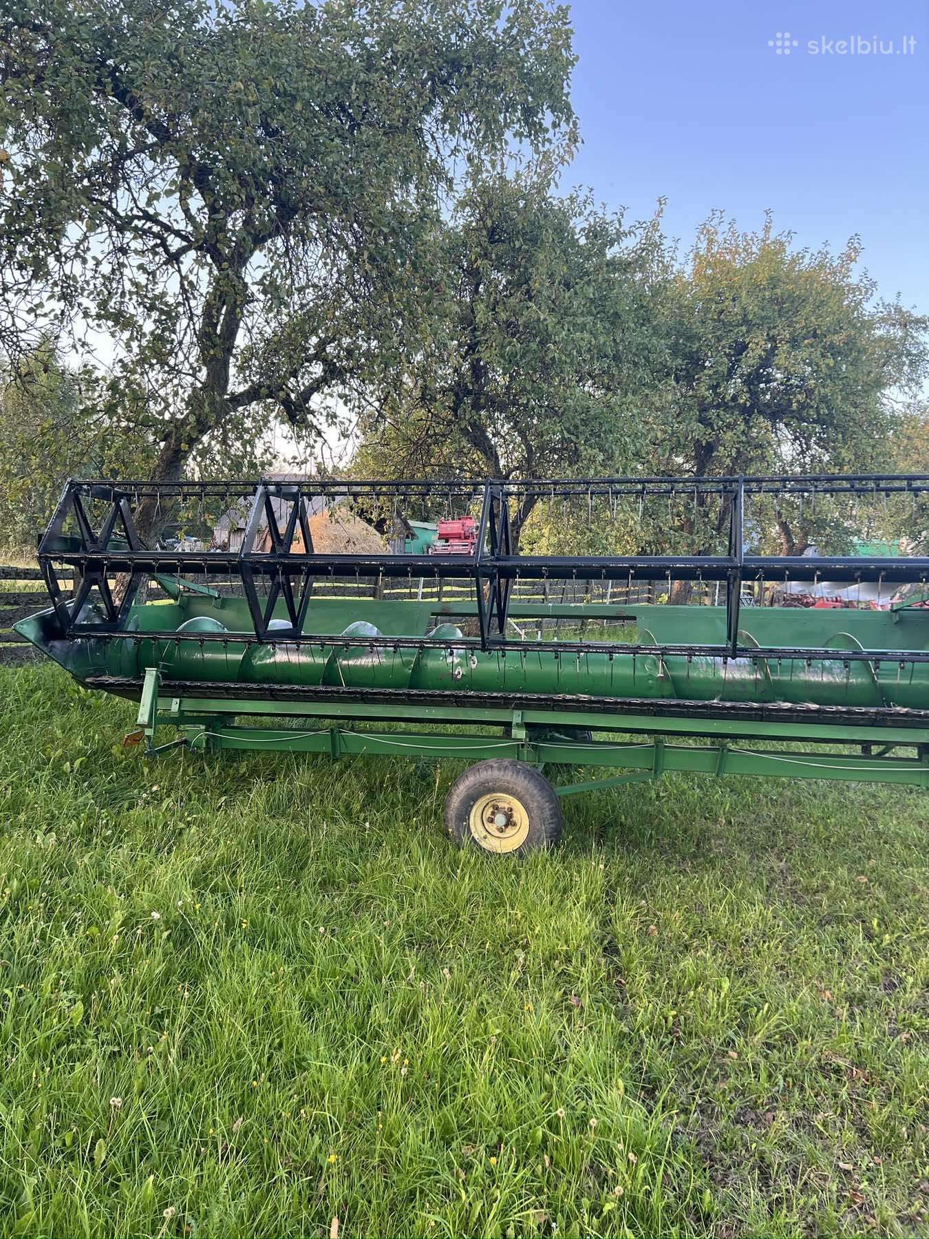 John Deere 1177, combine harvesters