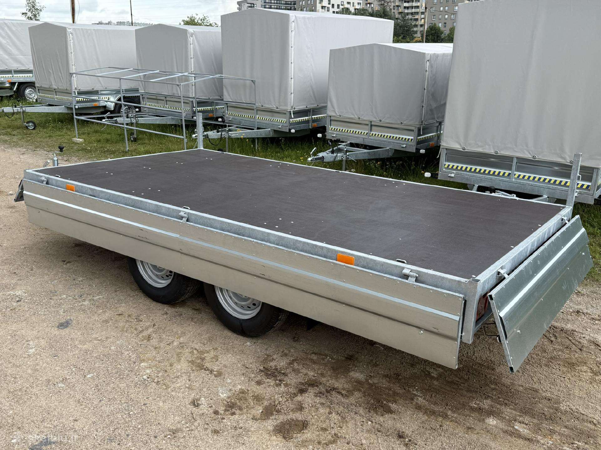 KTS, passenger car trailers