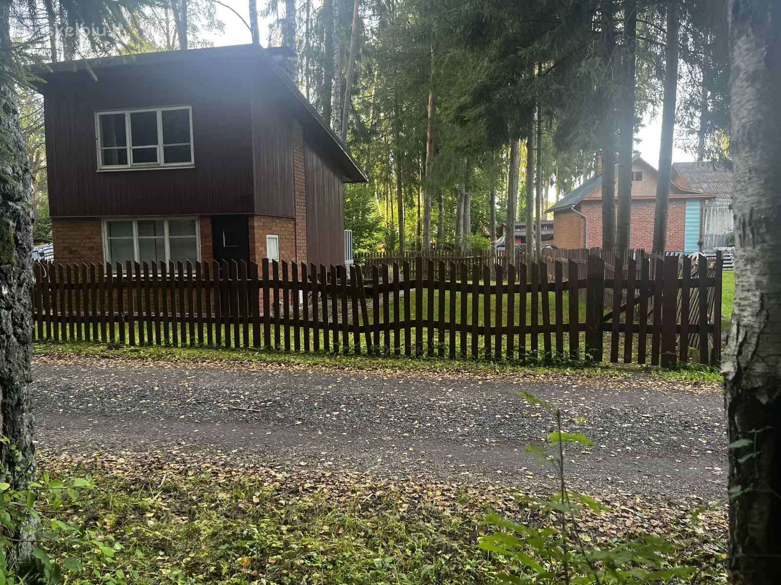 Sodo sklypas su namu Salininkuose Kelmijos sodų 56