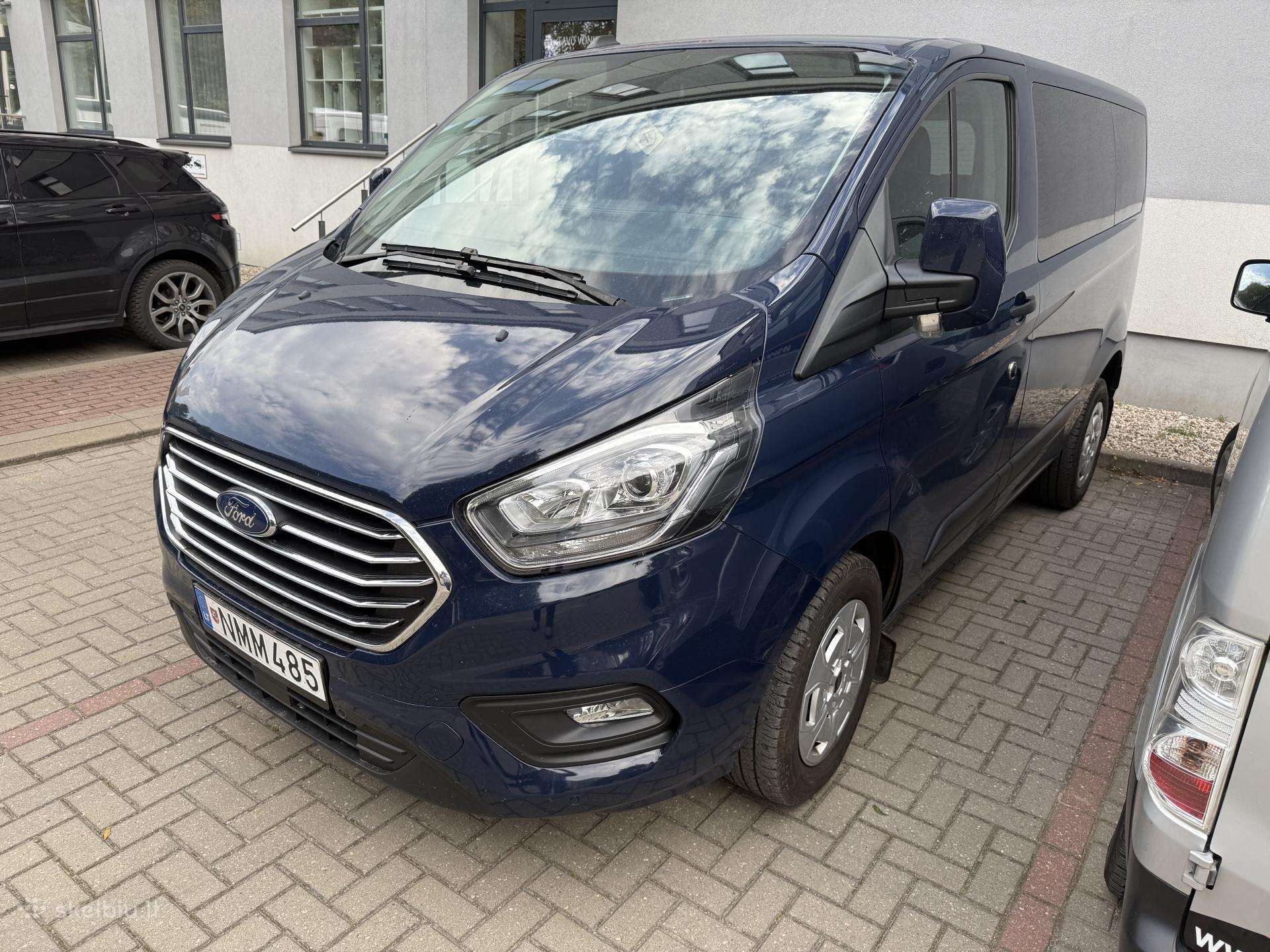 Ford Transit Custom, passenger minibus
