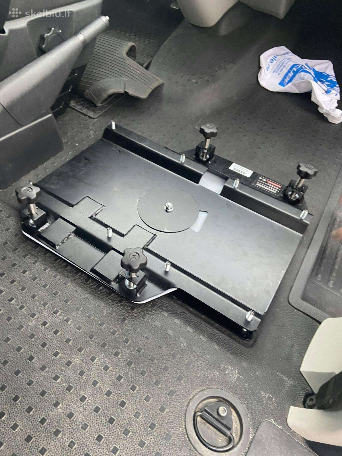 Volkswagen Transporter sėdynės