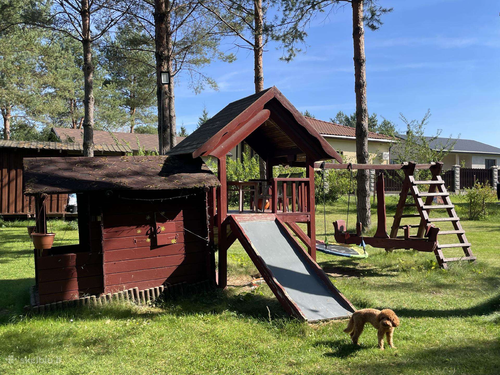 Vaiku zaidimo aikstele