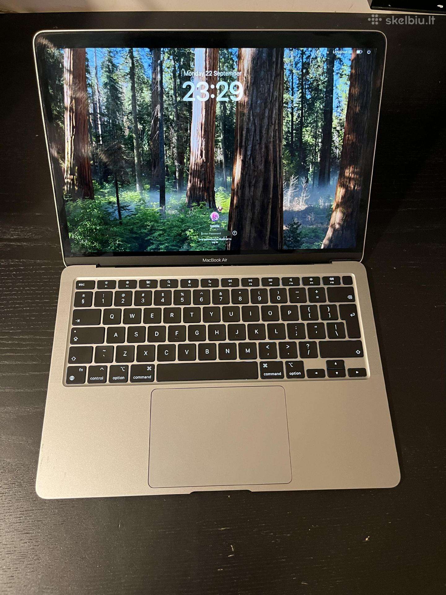 MacBook Air 13" (2020, M1) 8 GB 500 GB SSD