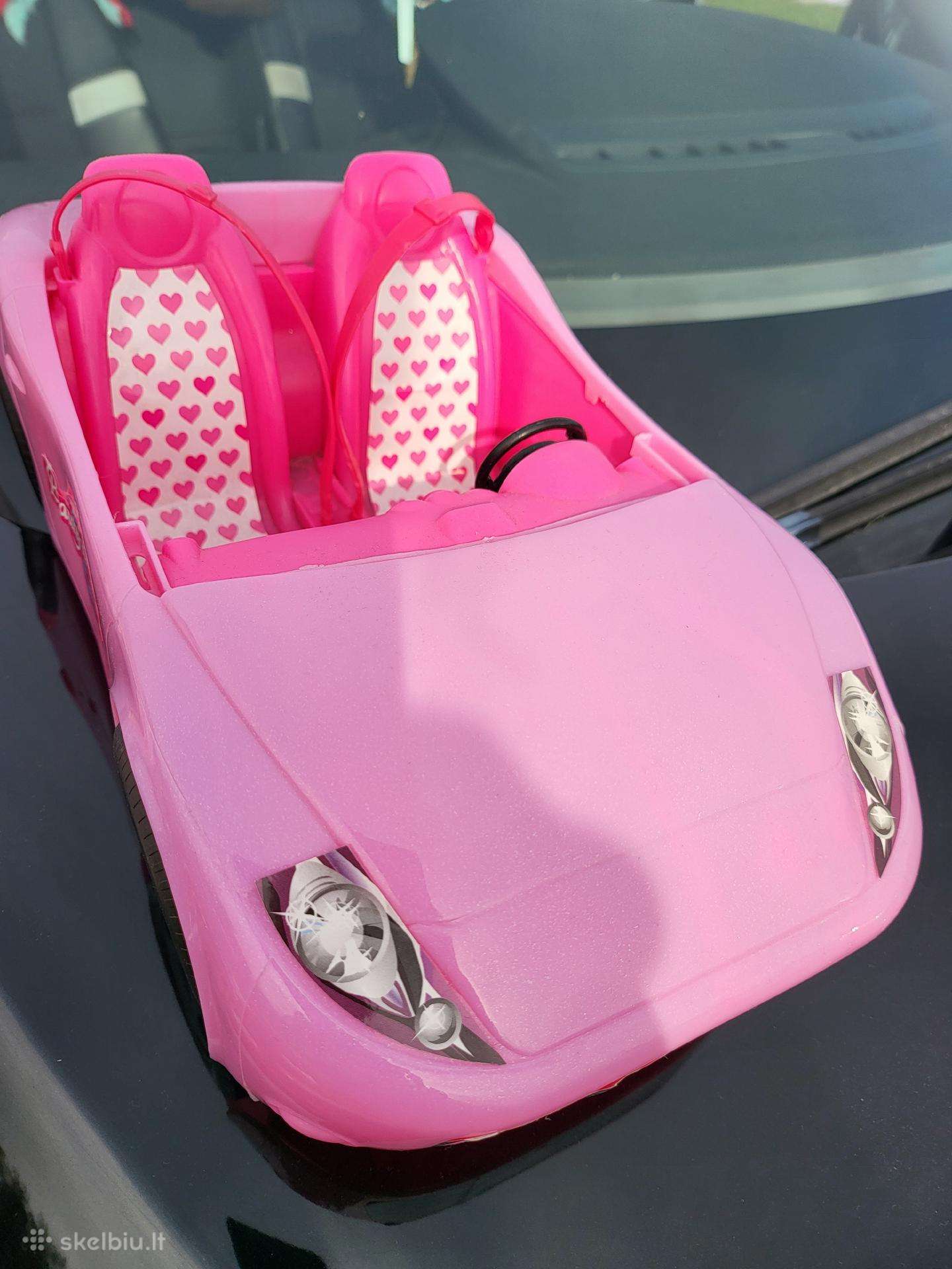 Barbių automobilis