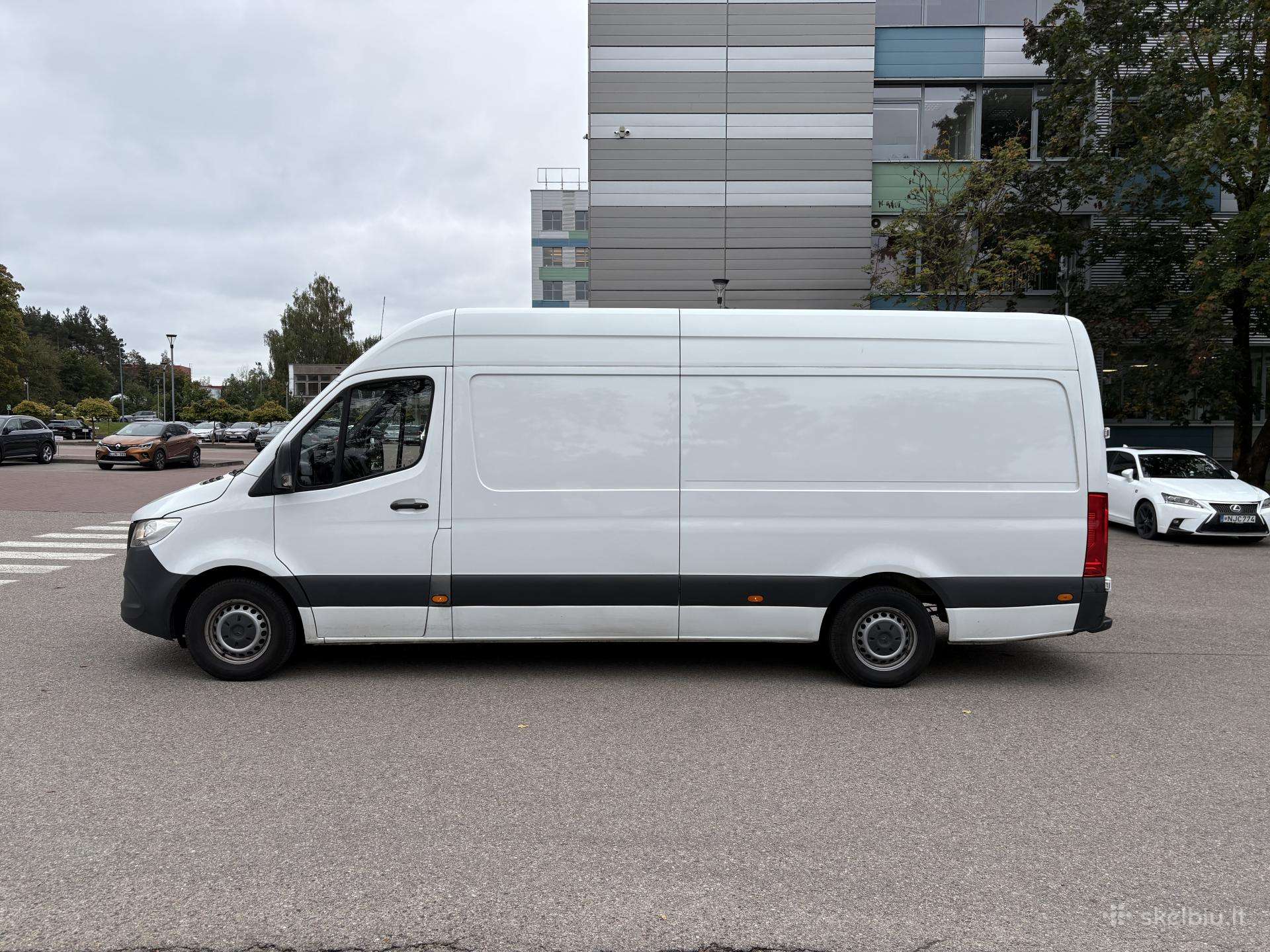 Mercedes-Benz Sprinter, cargo van