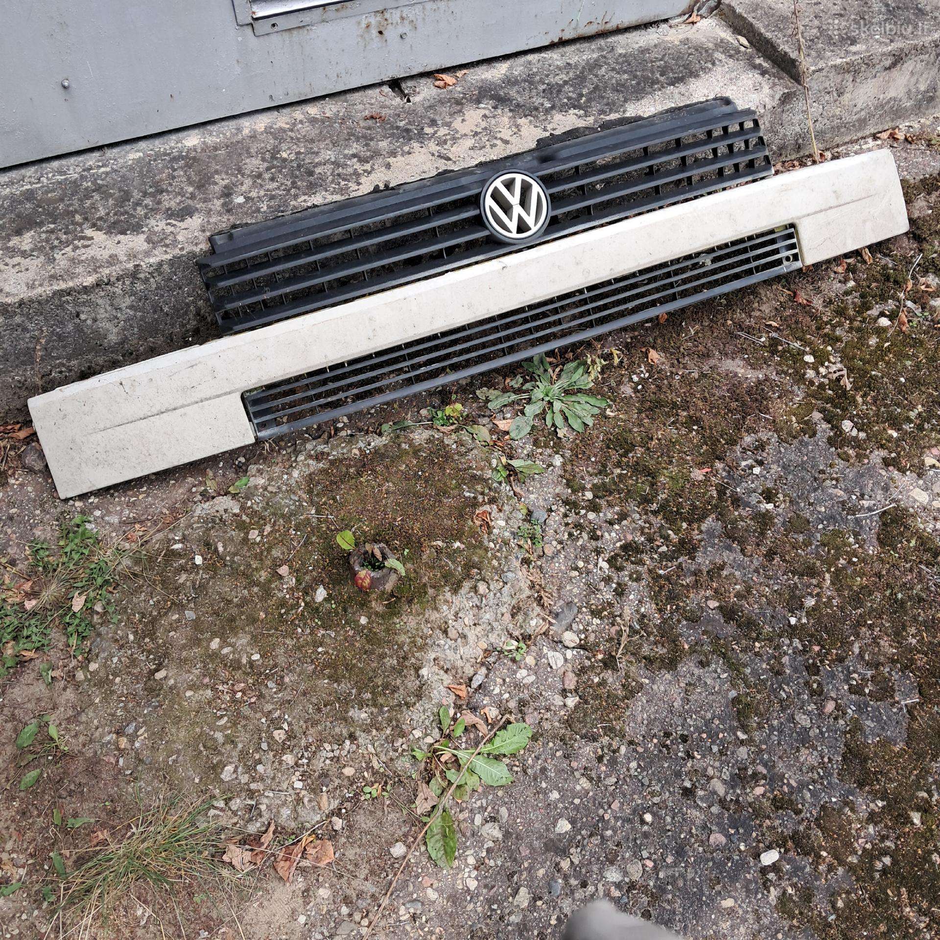 VW Transporter 1997 priekinė dalis su grotelėmis