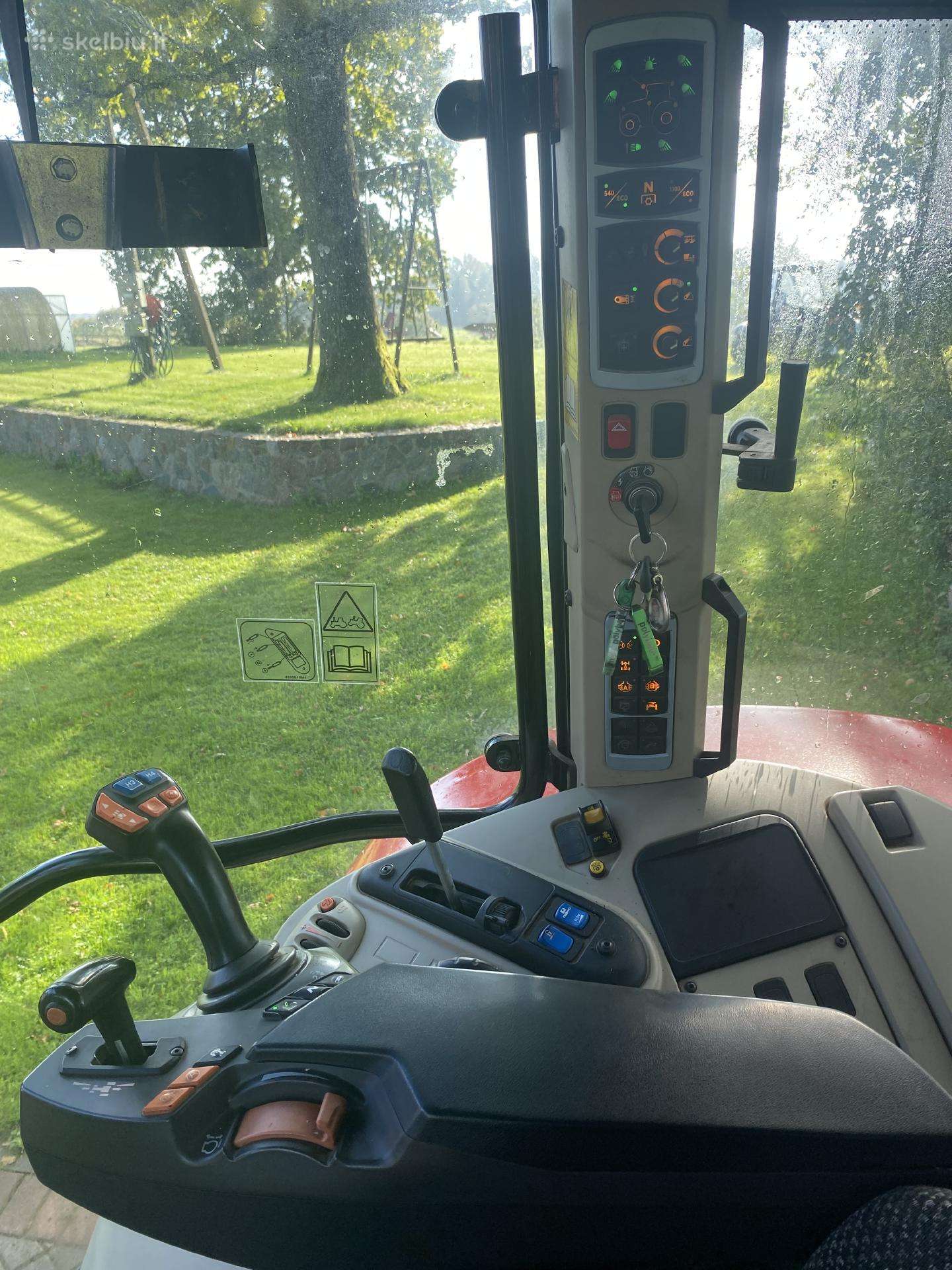 Massey Ferguson 6713, тракторы