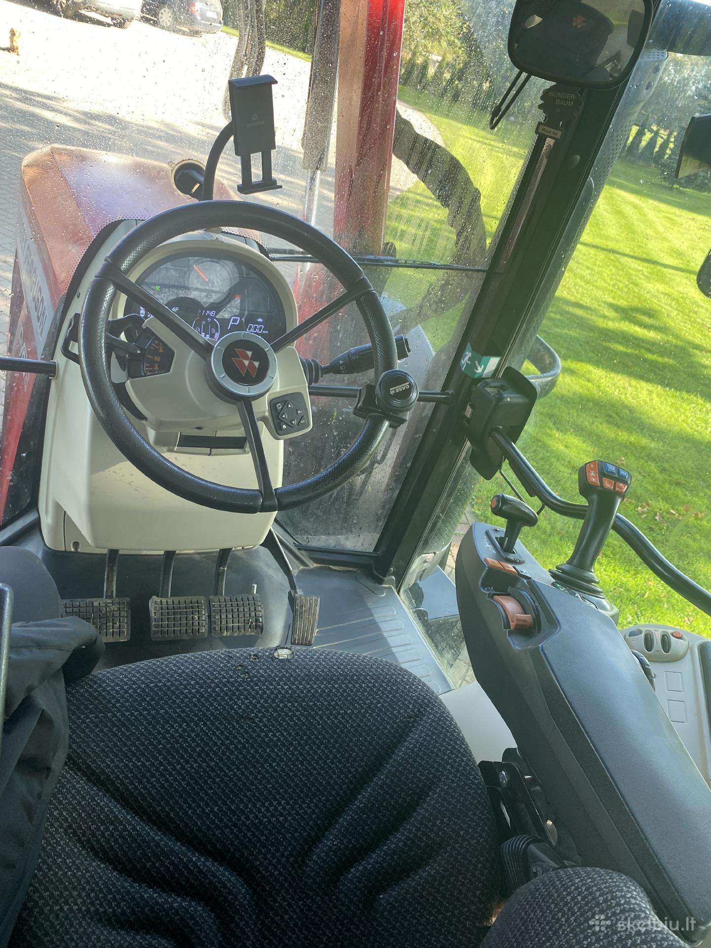 Massey Ferguson 6713, тракторы