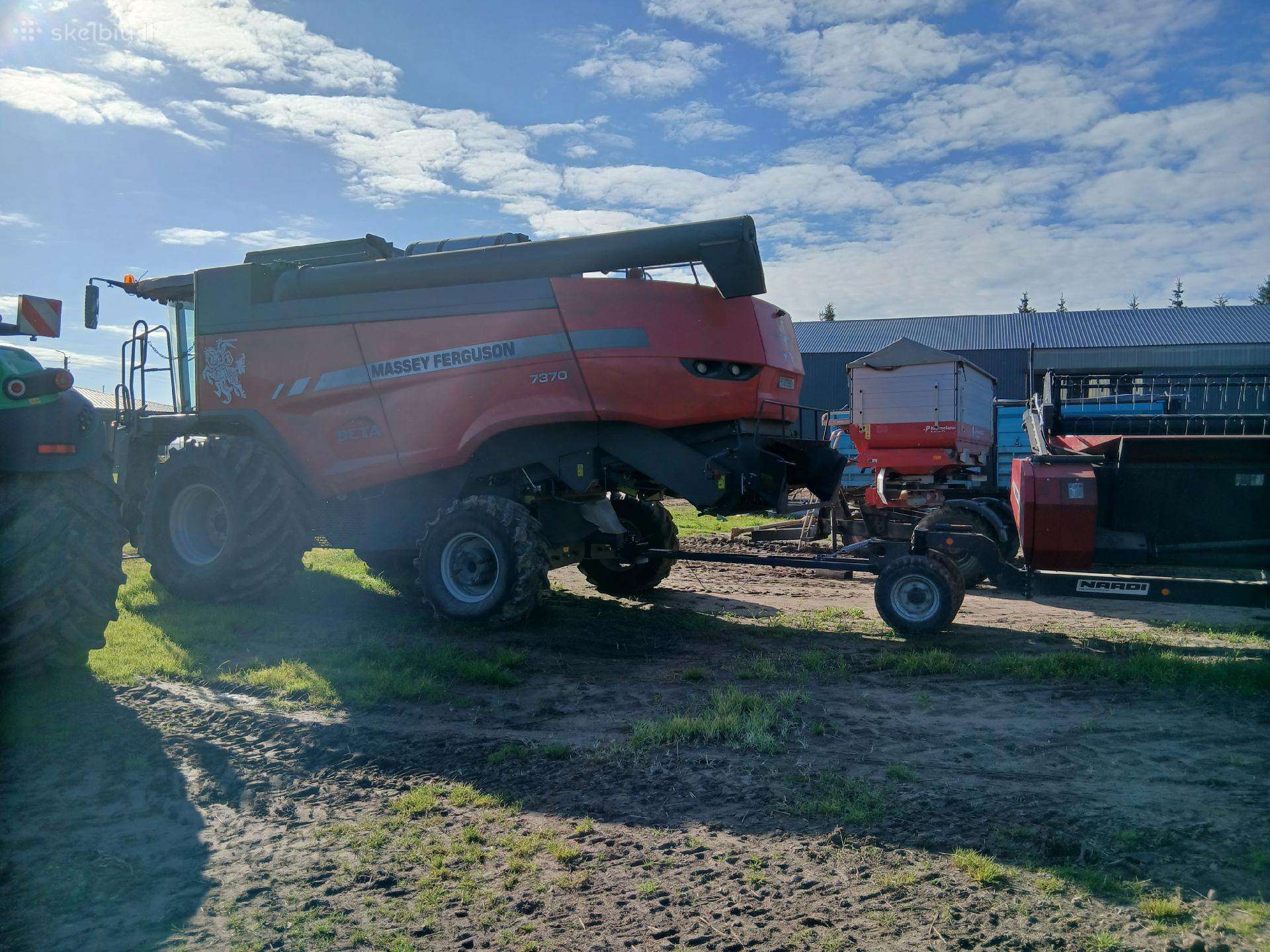 Massey Ferguson 7370, комбайны