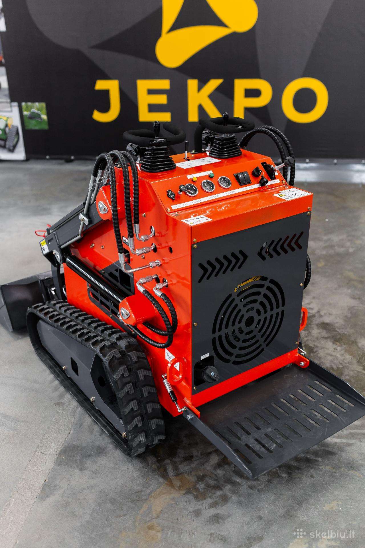 -Kita- KR38, mini loaders