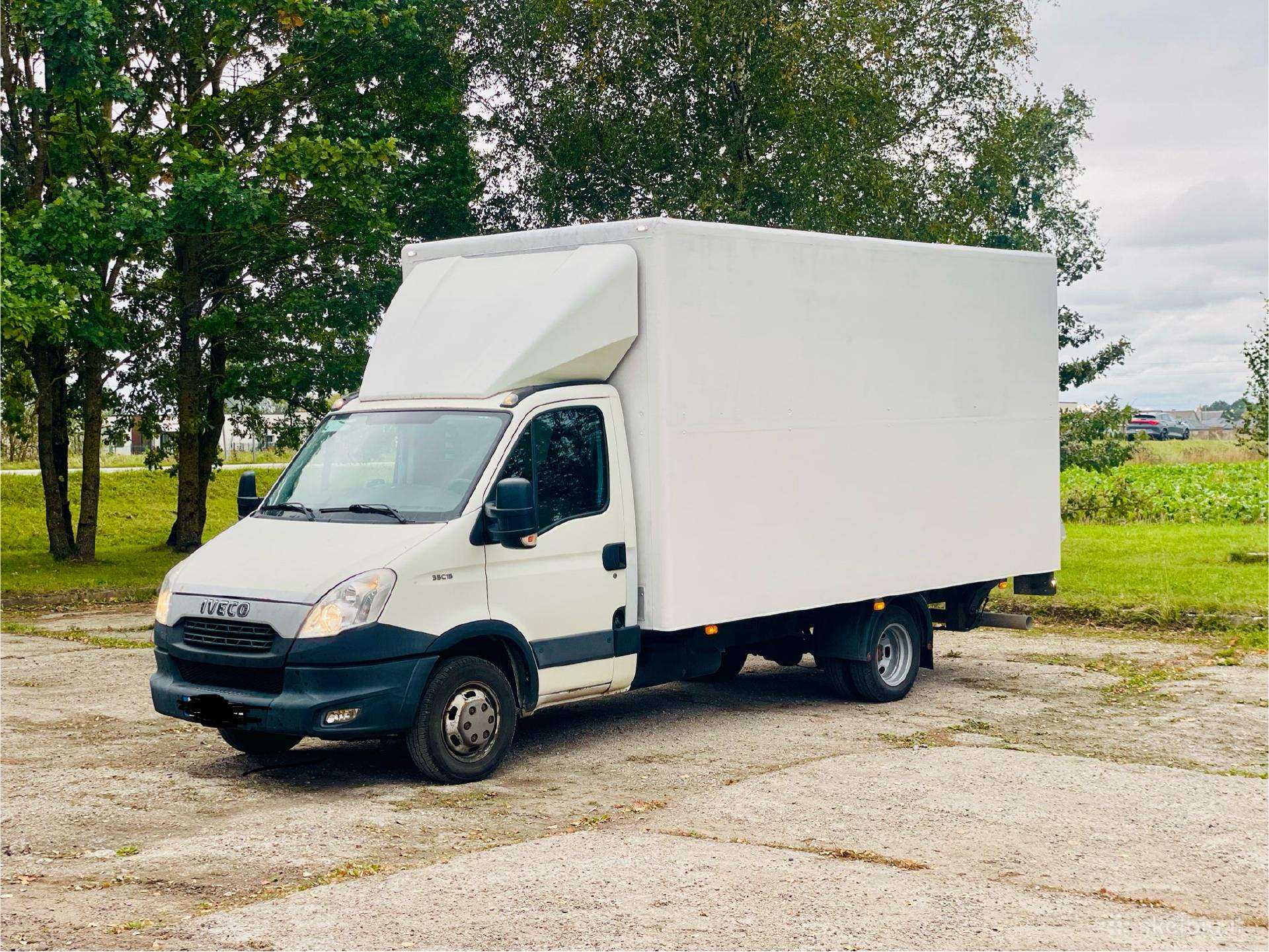 Iveco 35c15, cargo van