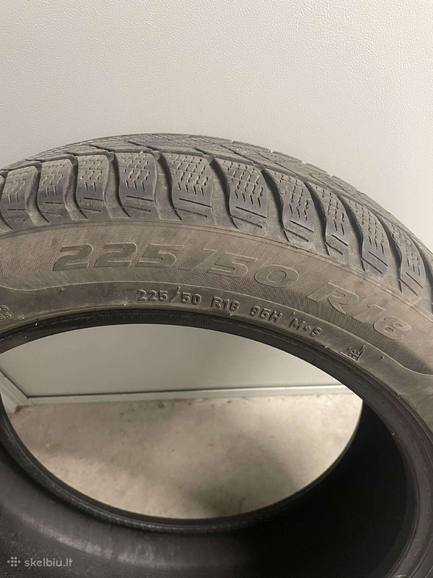 Pirelli Winter Sottozero3 R18 padangos