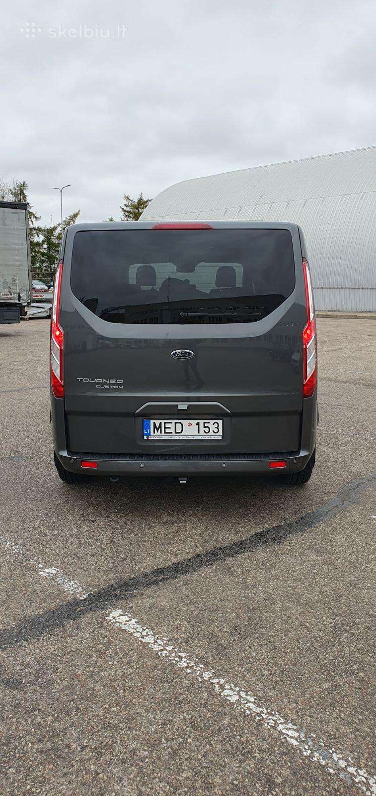 Ford Tourneo Custom, passenger minibus