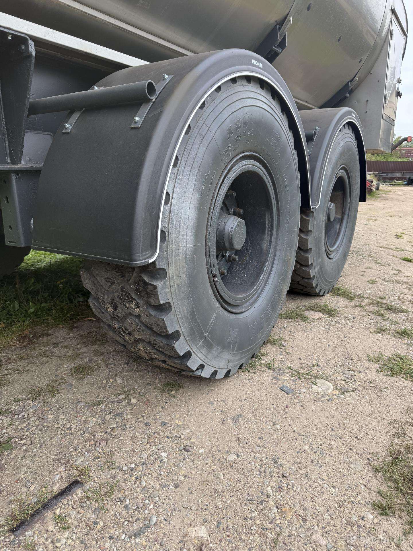 Gruse, tanker