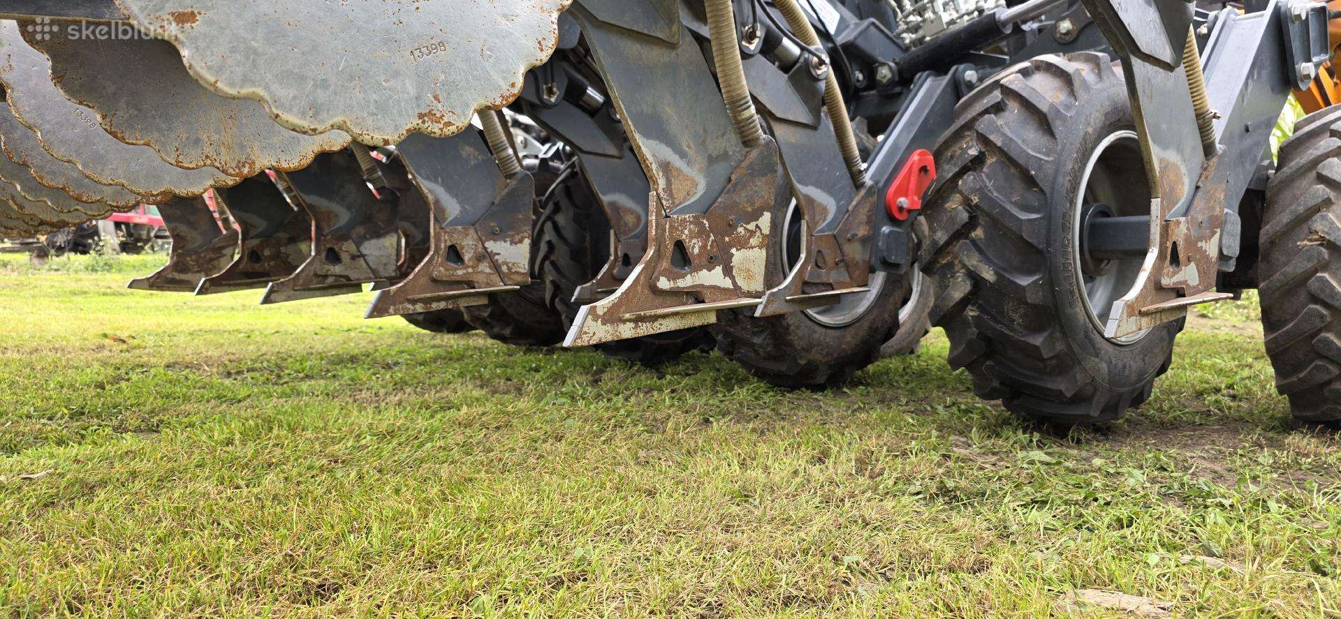 MZURI Pro-Till 4T, seeders, planters