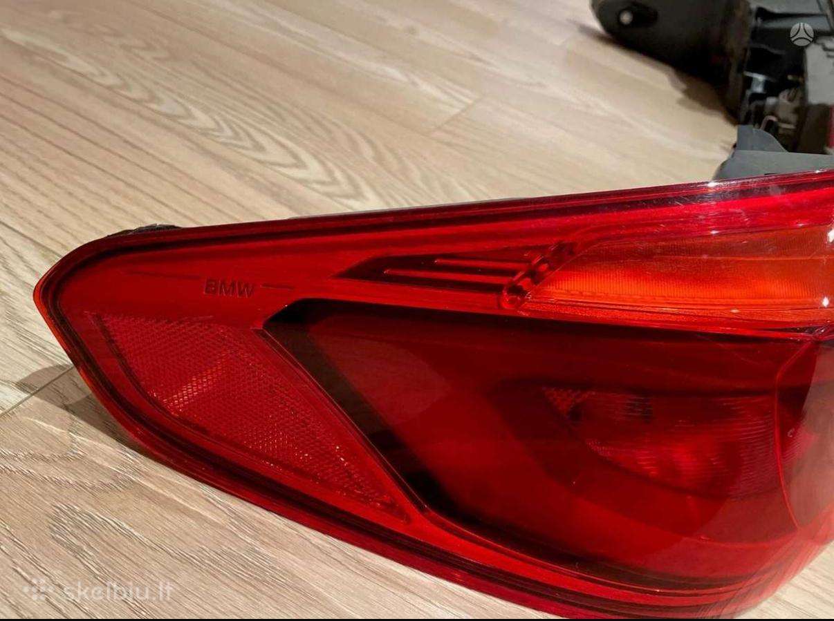 BMW 530 lights