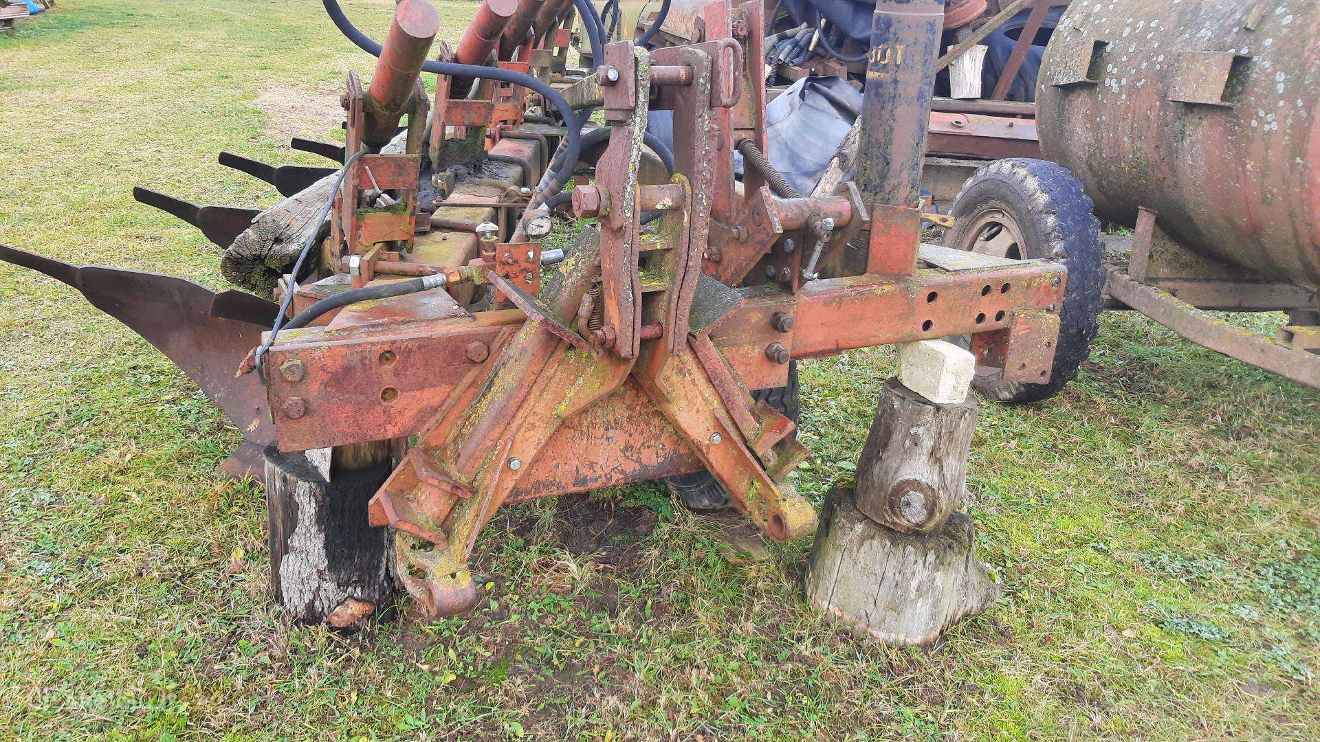 XTZ, tractors