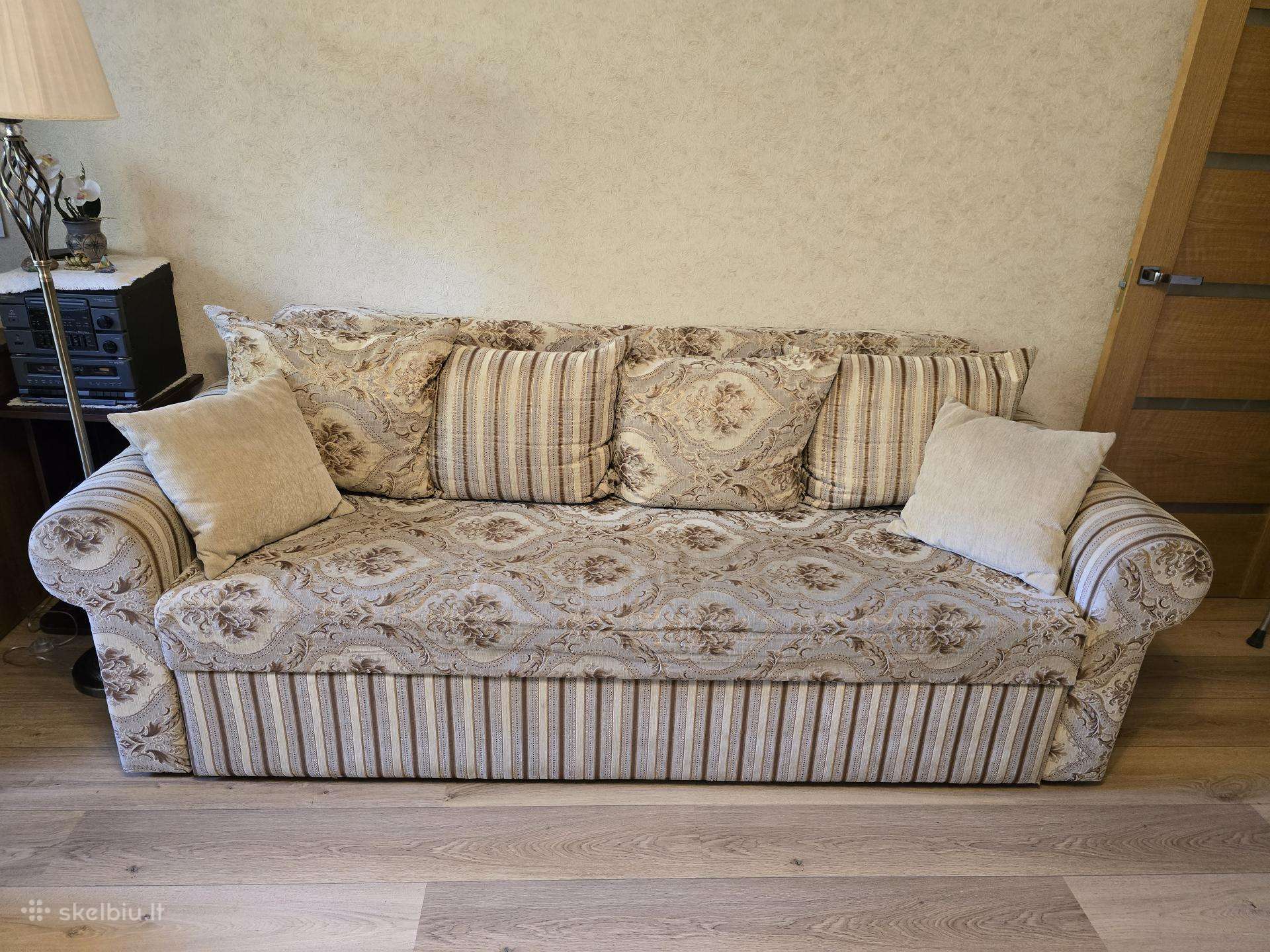 Miegama trivietė sofa