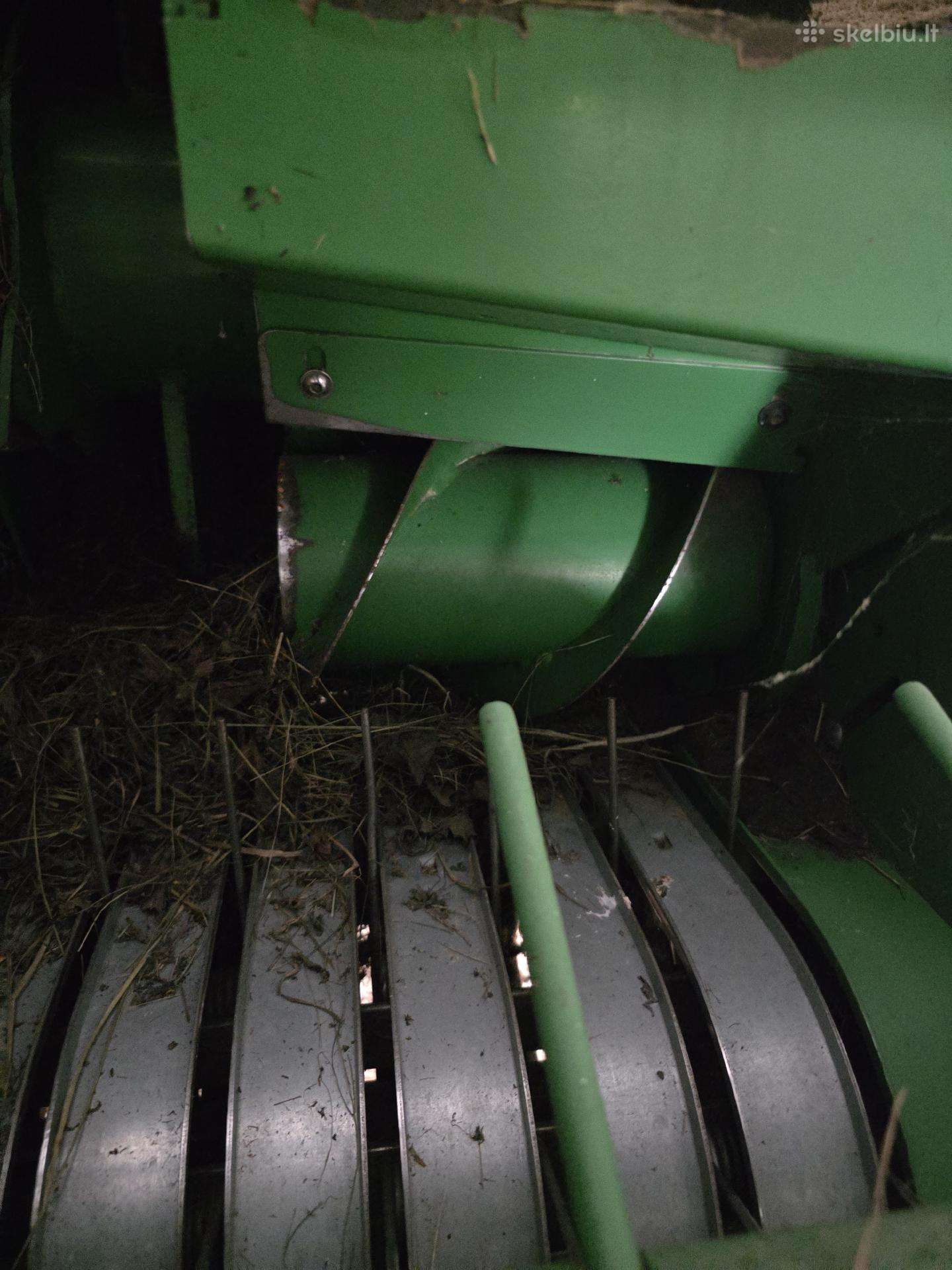 John Deere 854, прессы