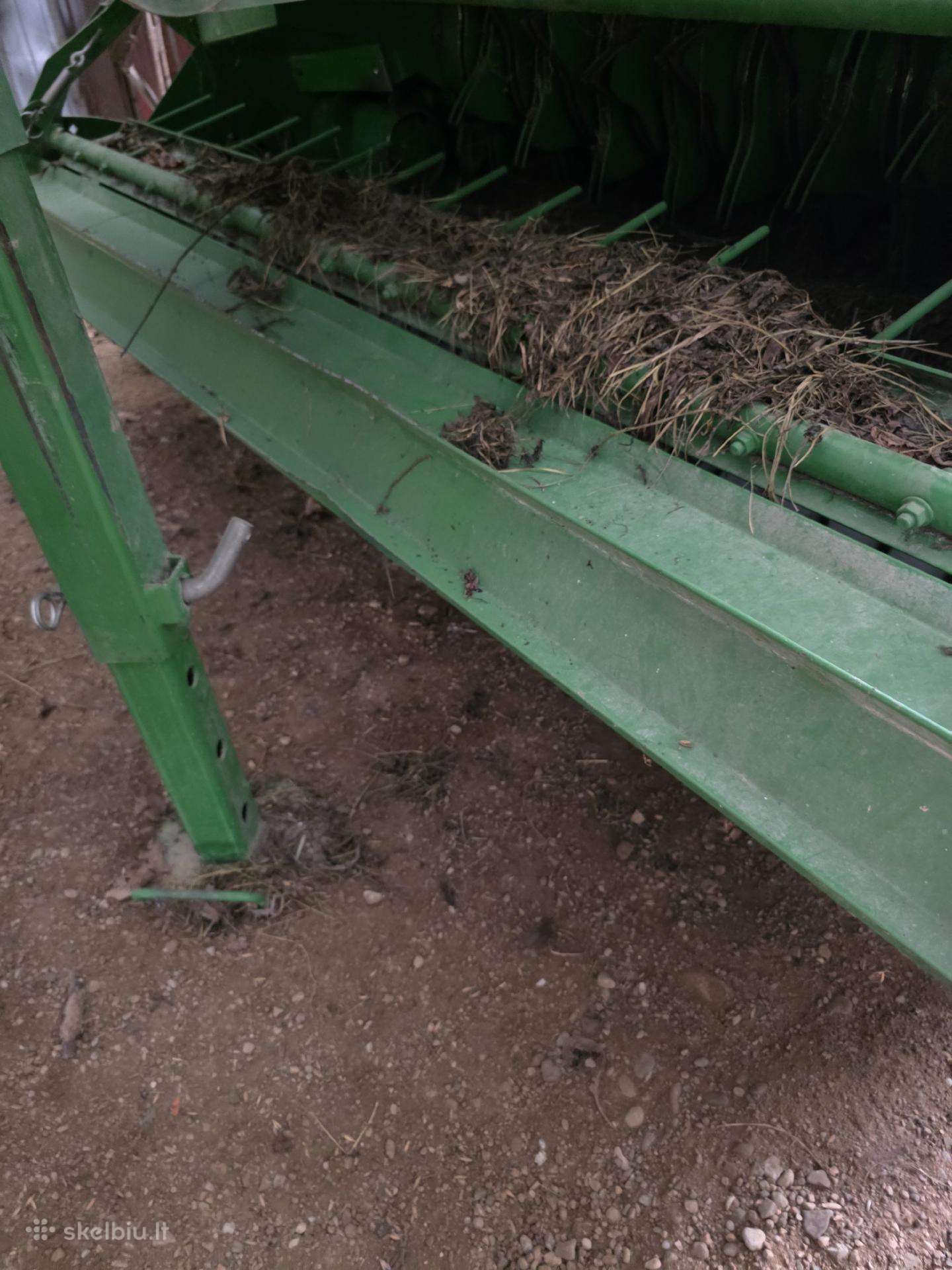 John Deere 854, прессы