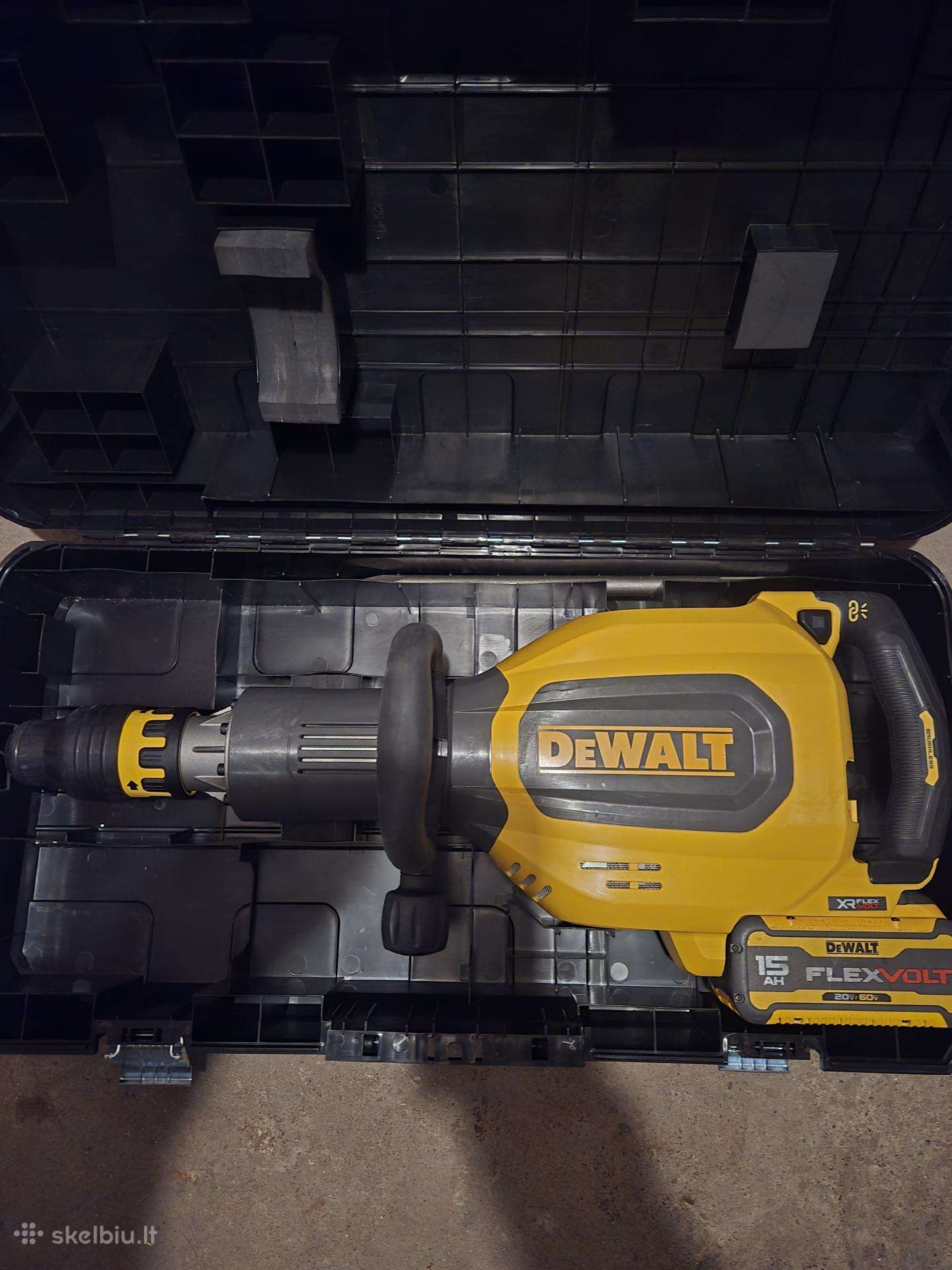 Dewalt