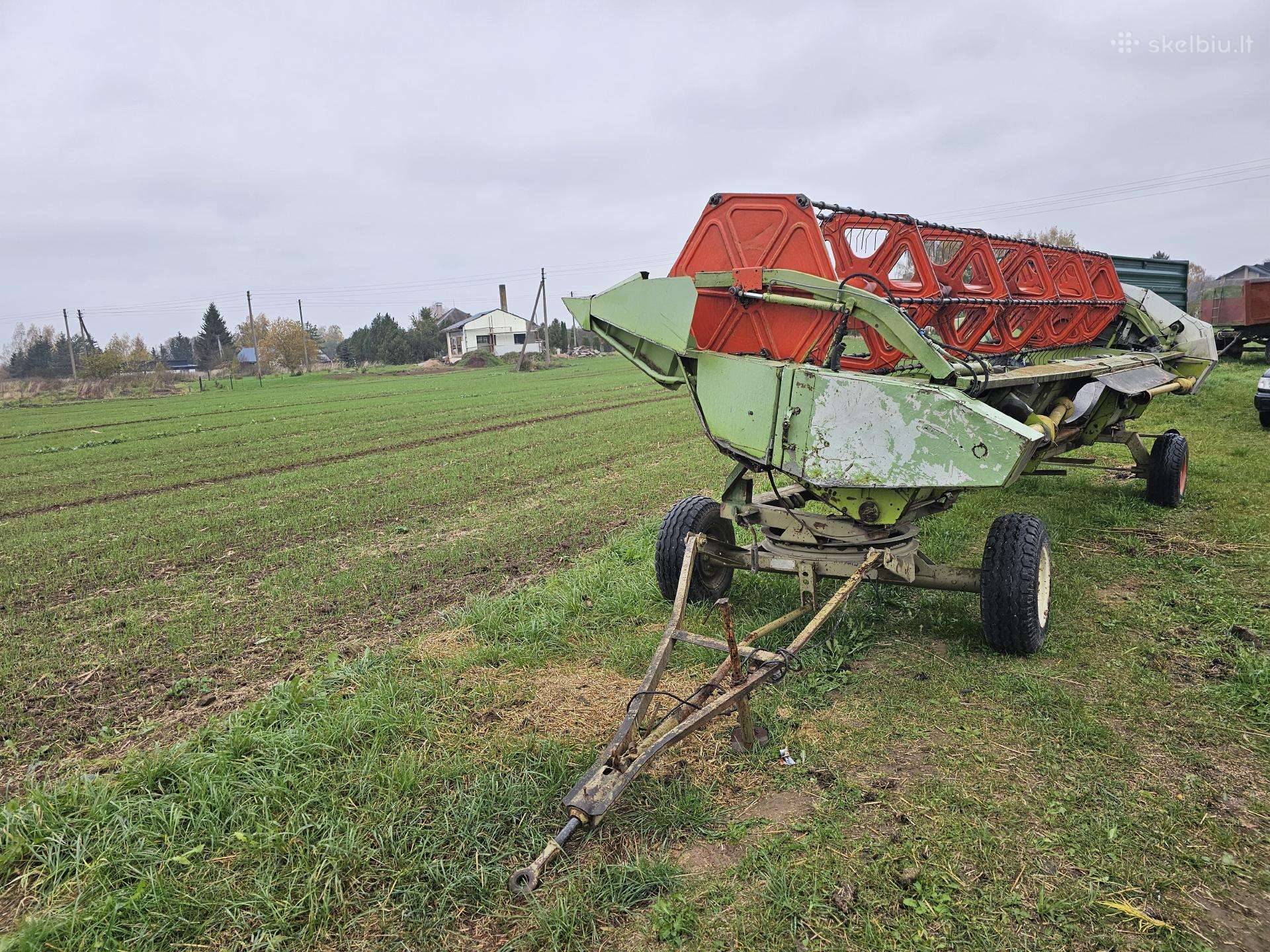 Claas 228, combine harvesters