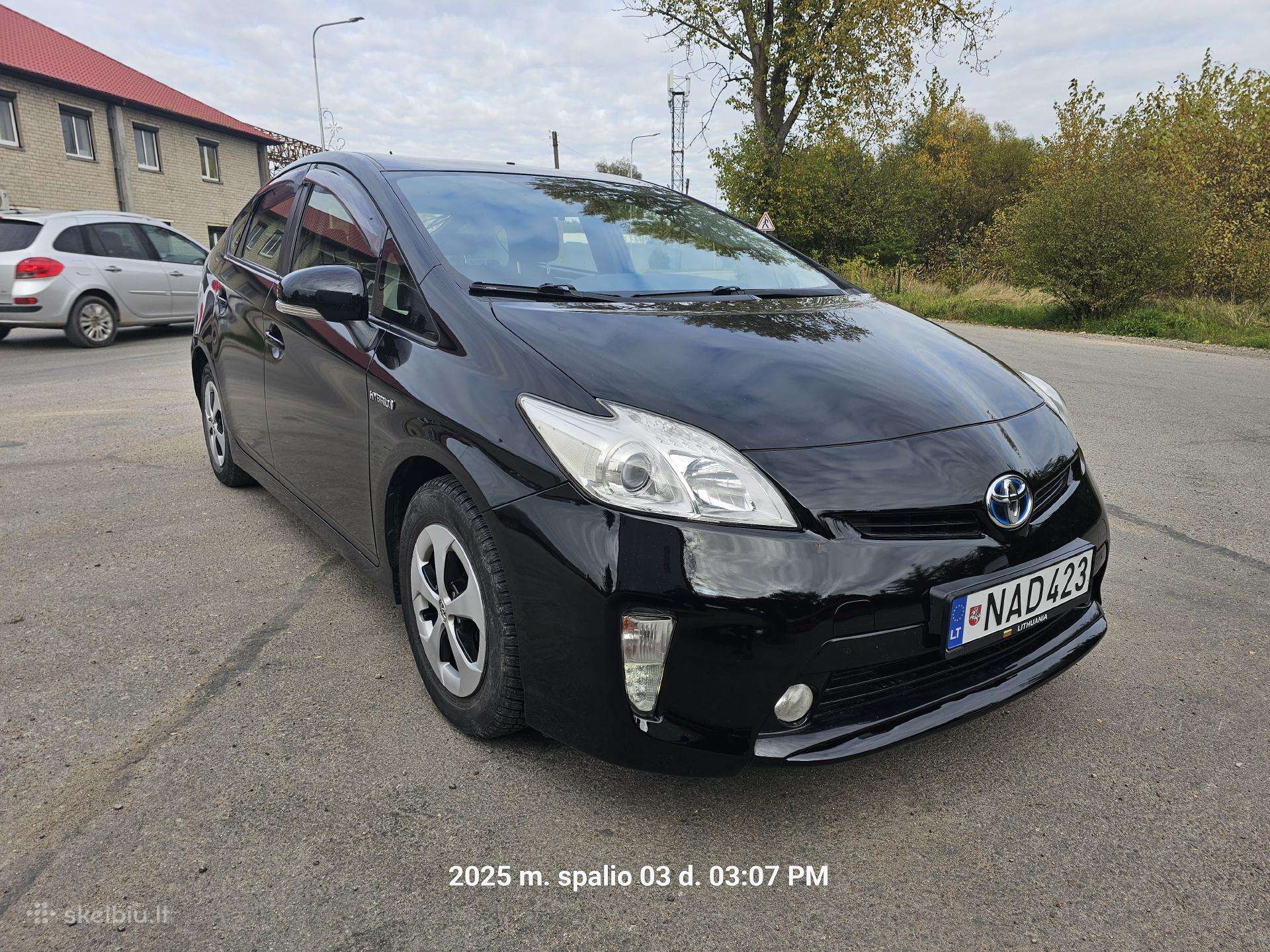 Toyota Prius+, hatchback