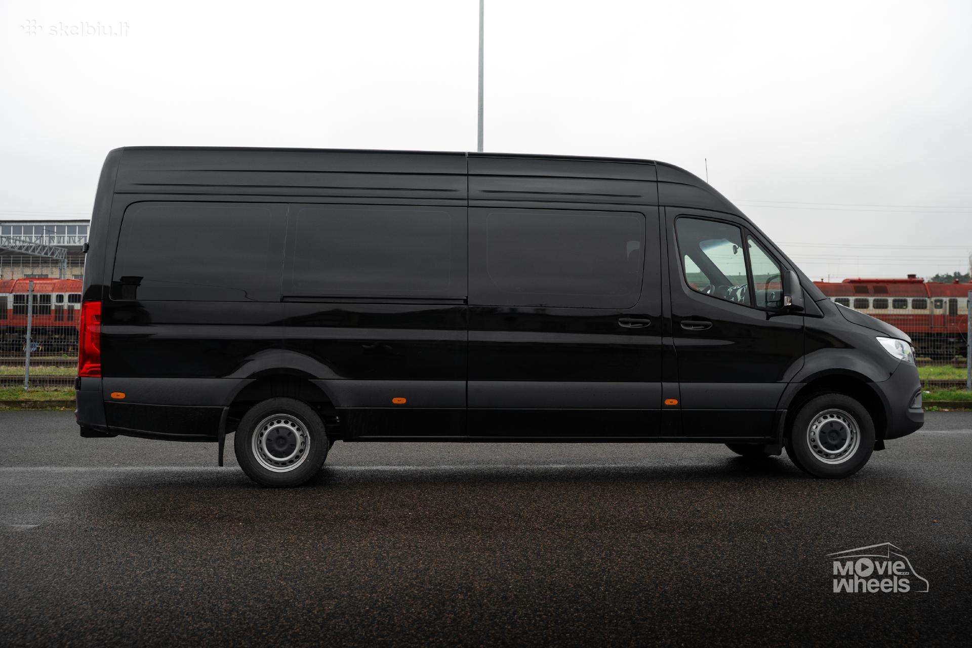 Mercedes-Benz Sprinter, passenger minibus