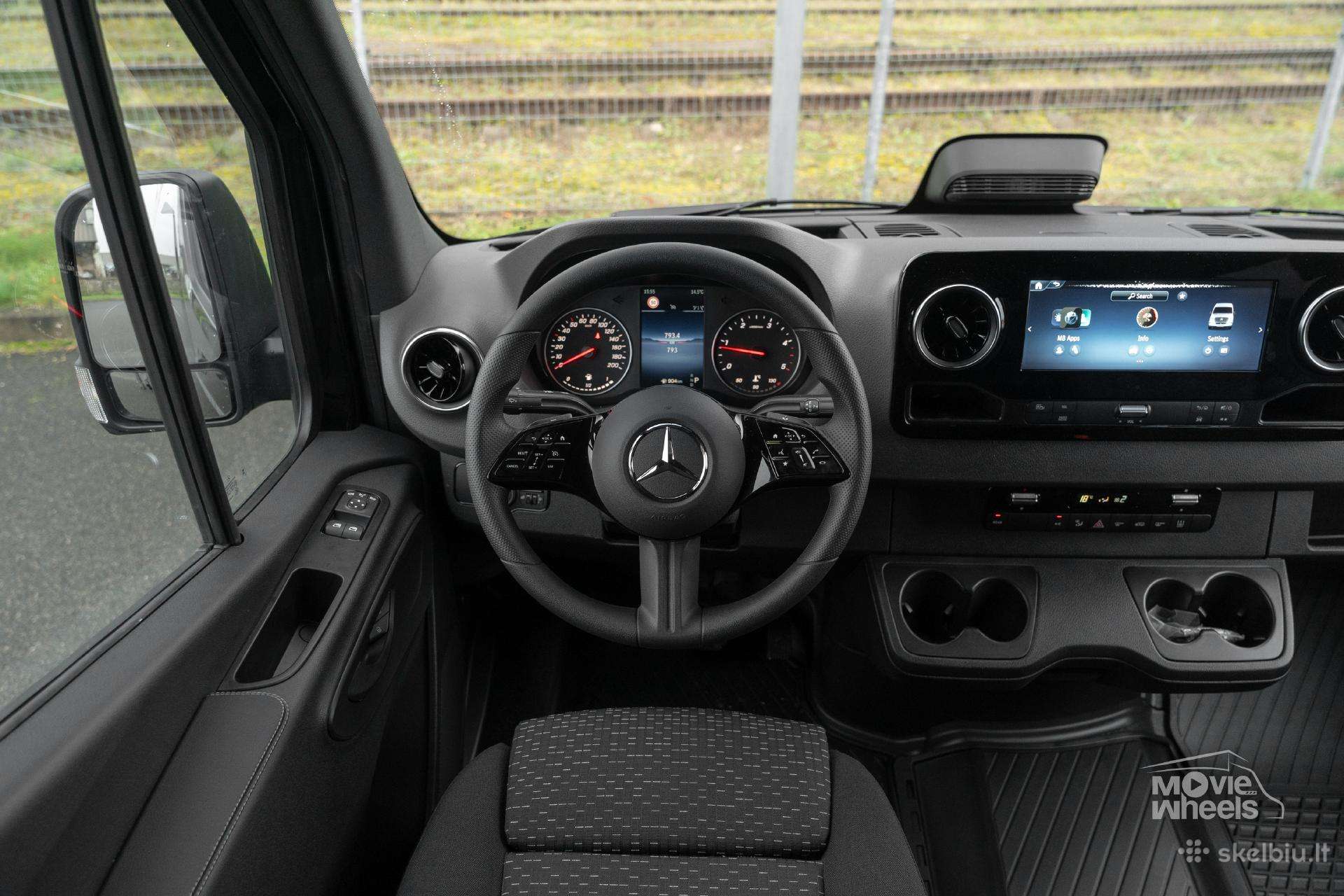 Mercedes-Benz Sprinter, passenger minibus