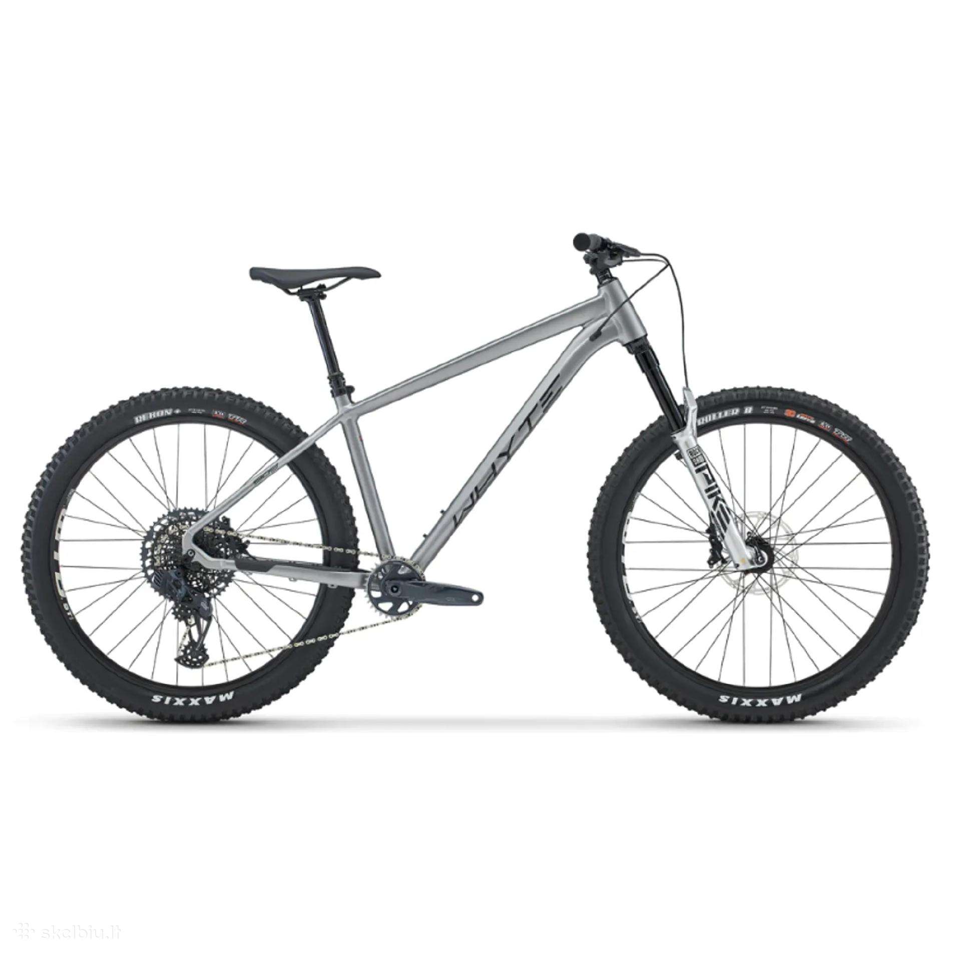 Whyte 909 AXS 2023 su dok