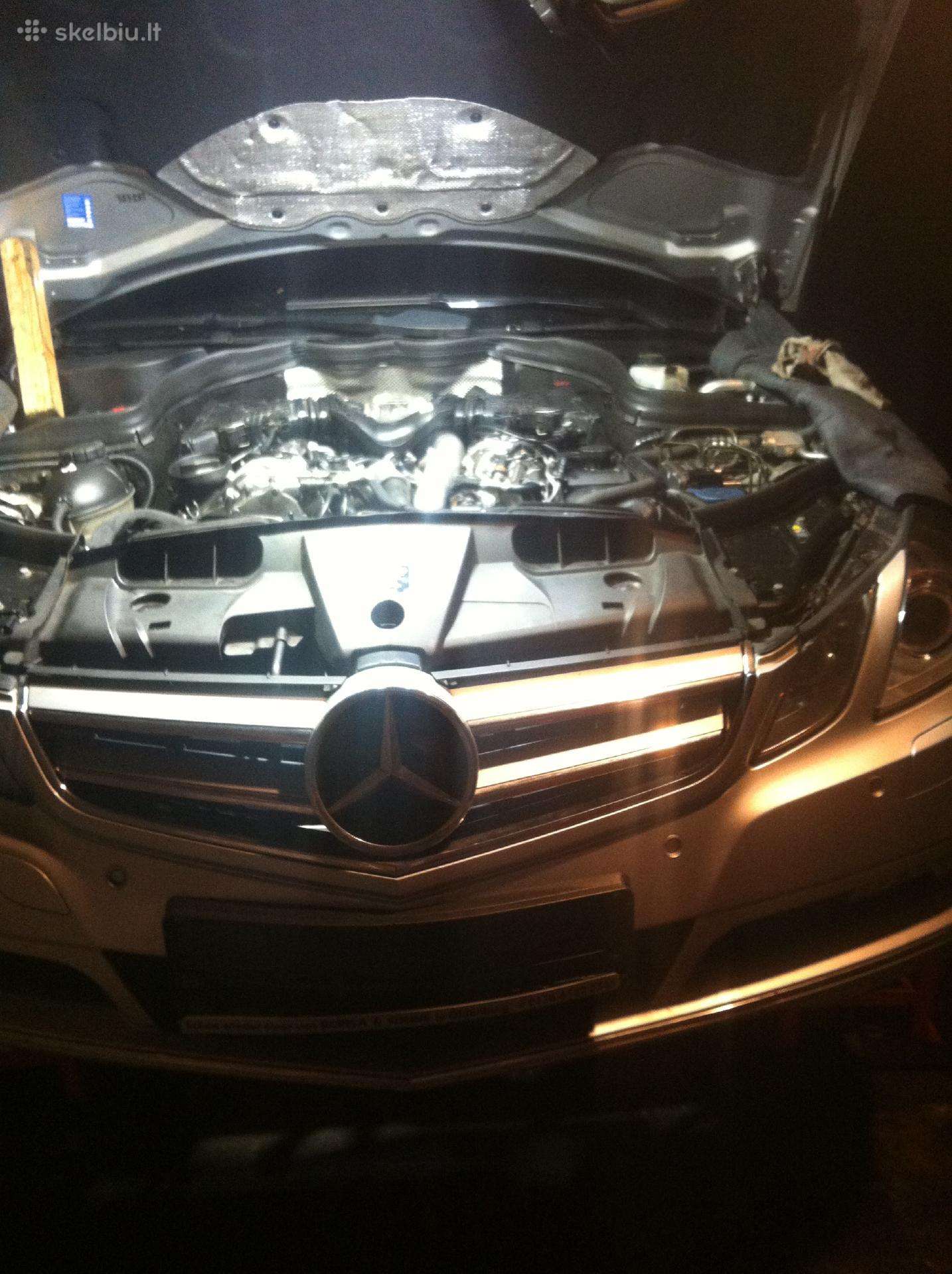 Automobilių variklių remonto darbai