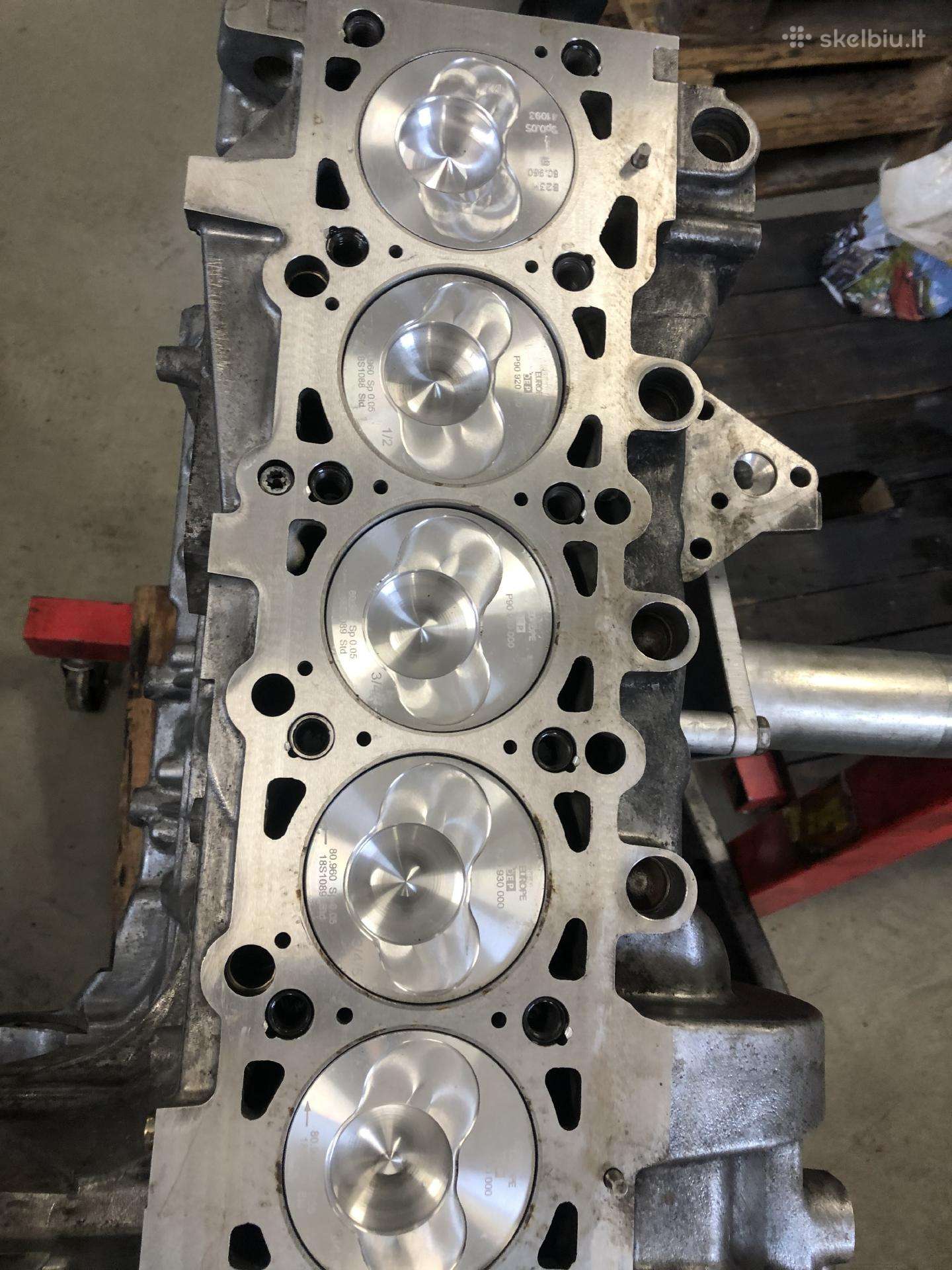 Automobilių variklių remonto darbai