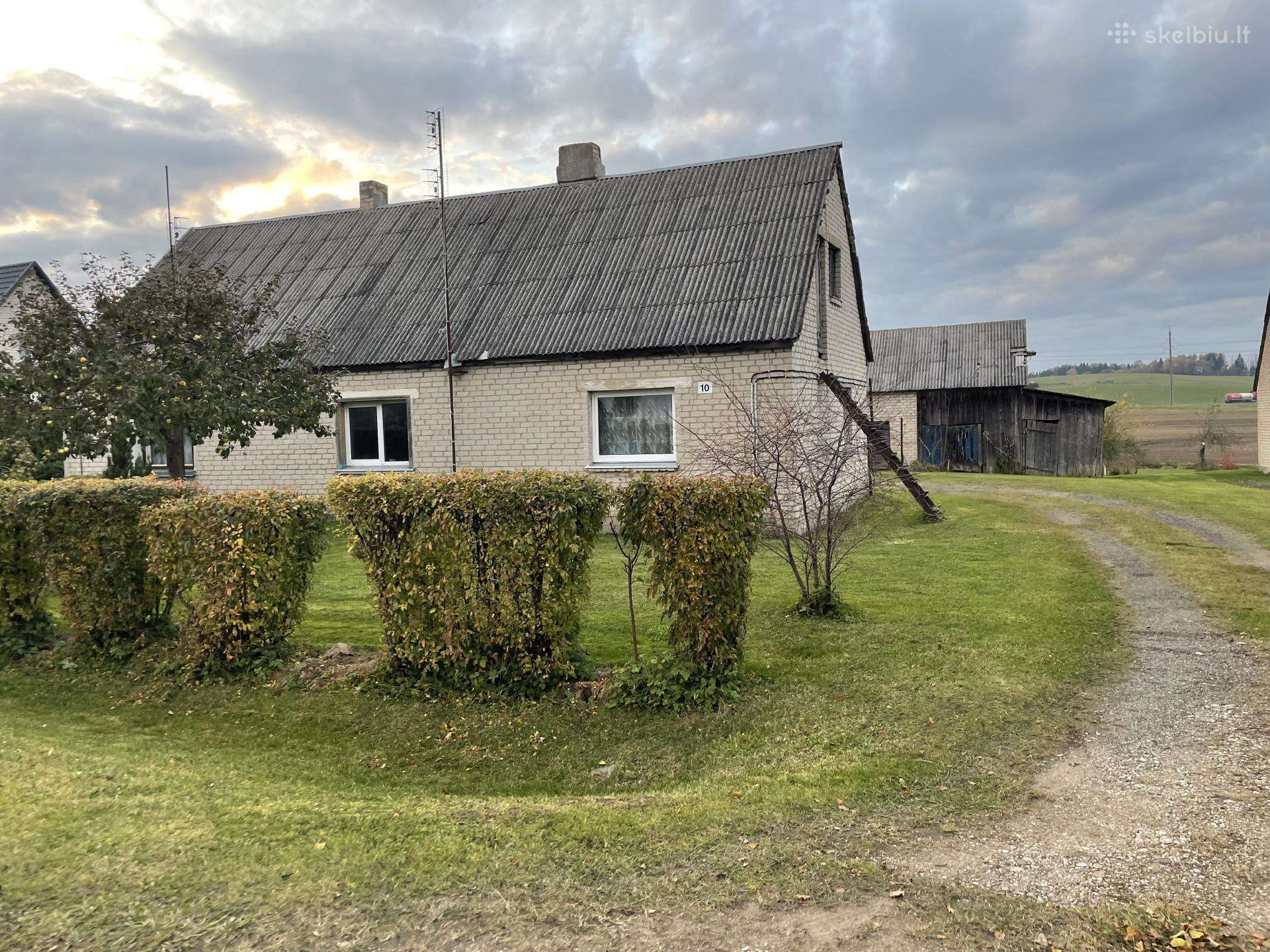 Parduodama namo dalis 2k, kampinis.