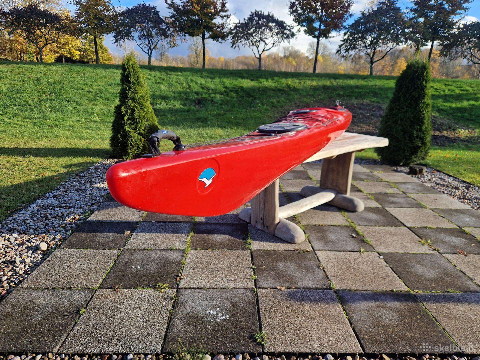 SeaBird, kayaks