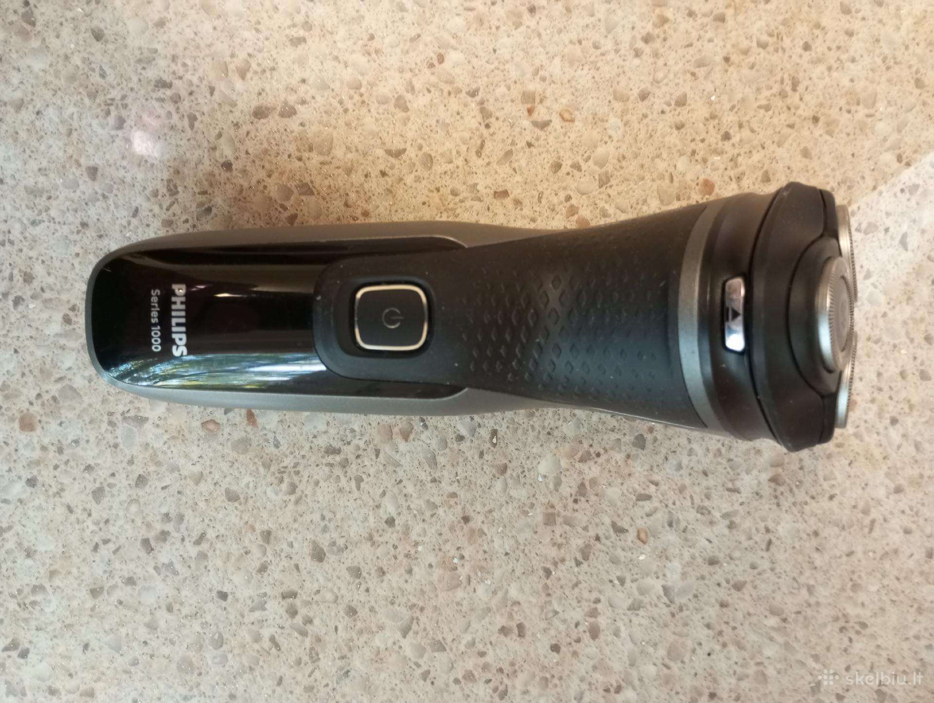 Naudota veikianti barzdaskutė Philips 1000