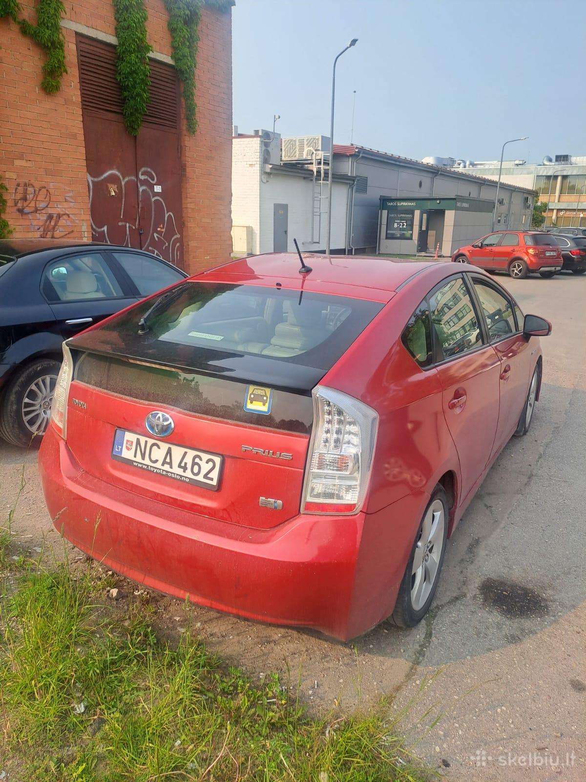 Toyota Prius, hatchback