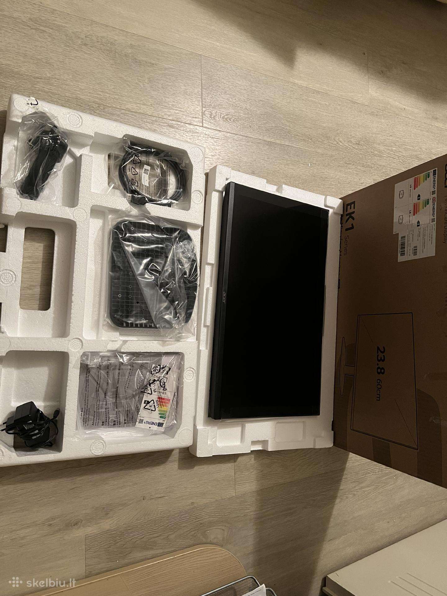 10 neveikiančių monitorių – visi už 100 €