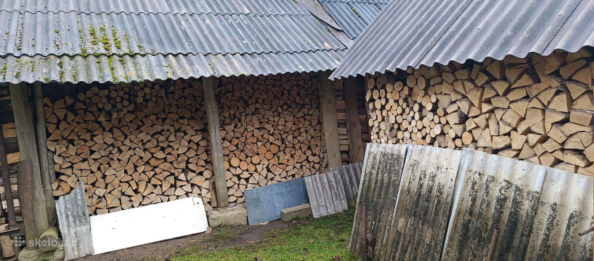 Parduodu, sausas skaldytas malkas. Lapuočių kilmes