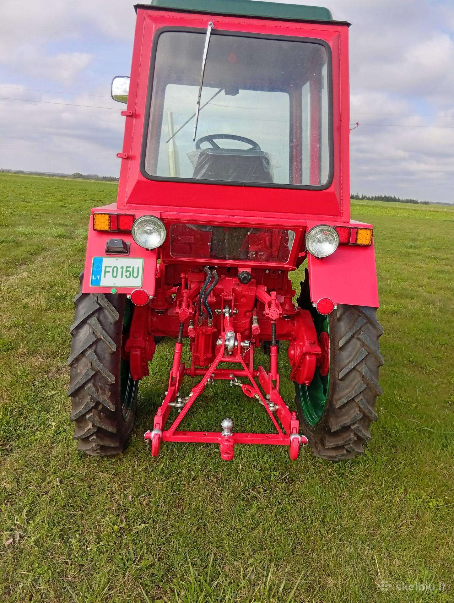 -Kita- T25A, tractors
